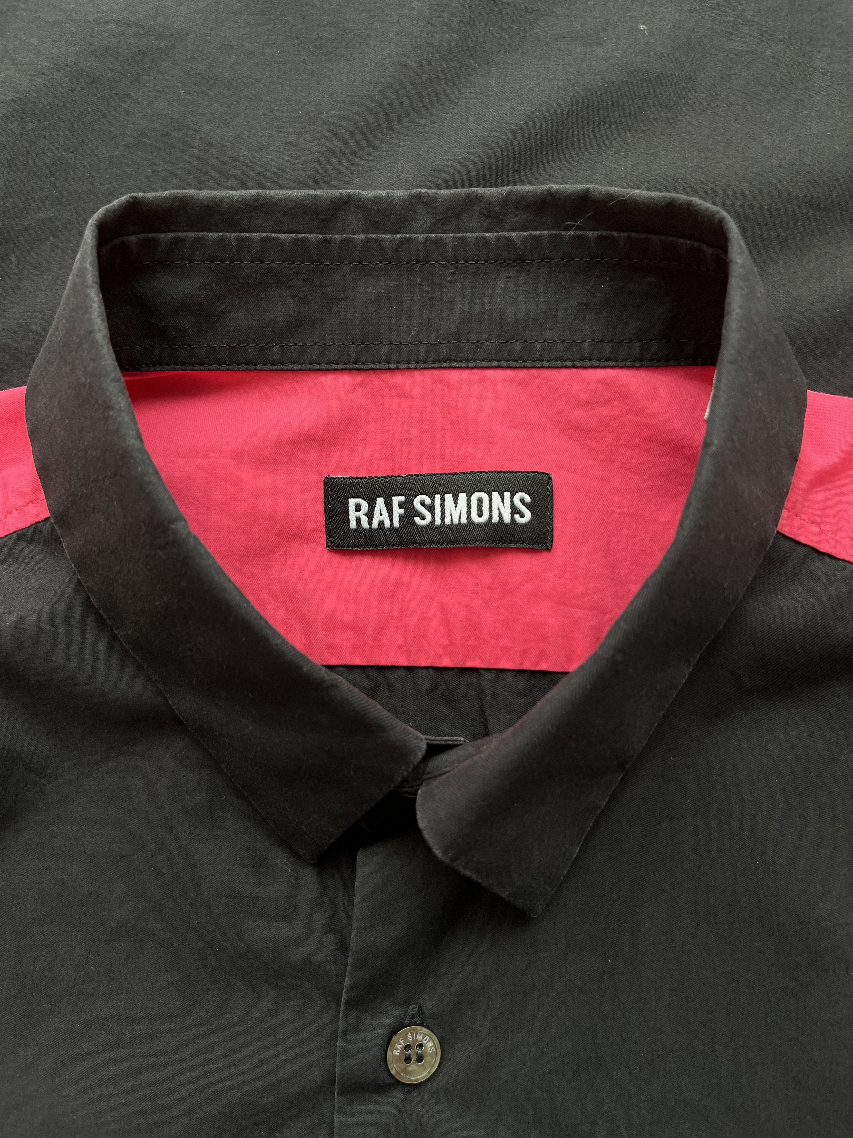 Raf Simons ⚡️QUICK SALE⚡️Raf Simons Black/Pink Short Sleeve Shirt Size US M / EU 48-50 / 2 - 3 Thumbnail