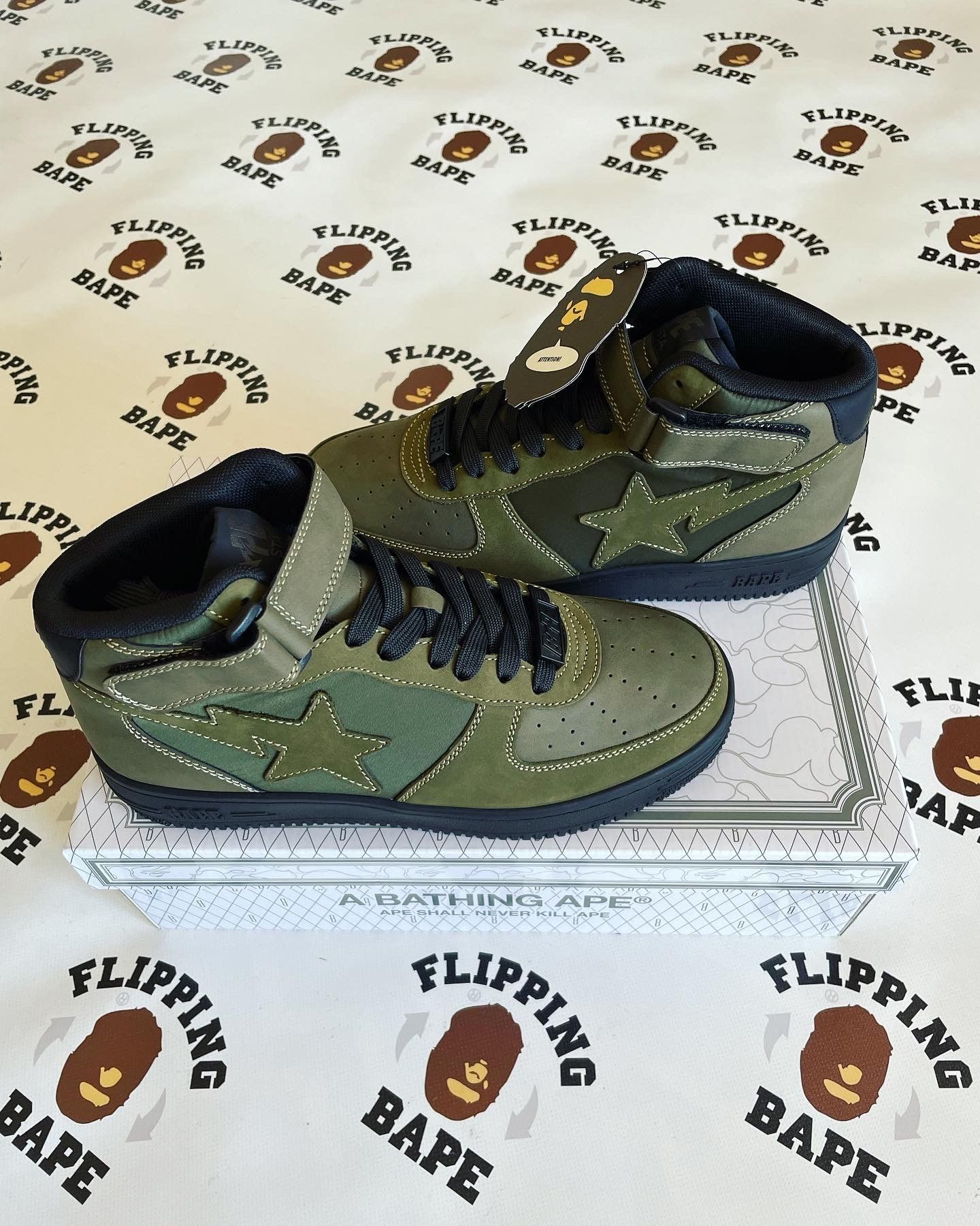 Pre-owned Bape Military  Sta Mid Shoes In Green