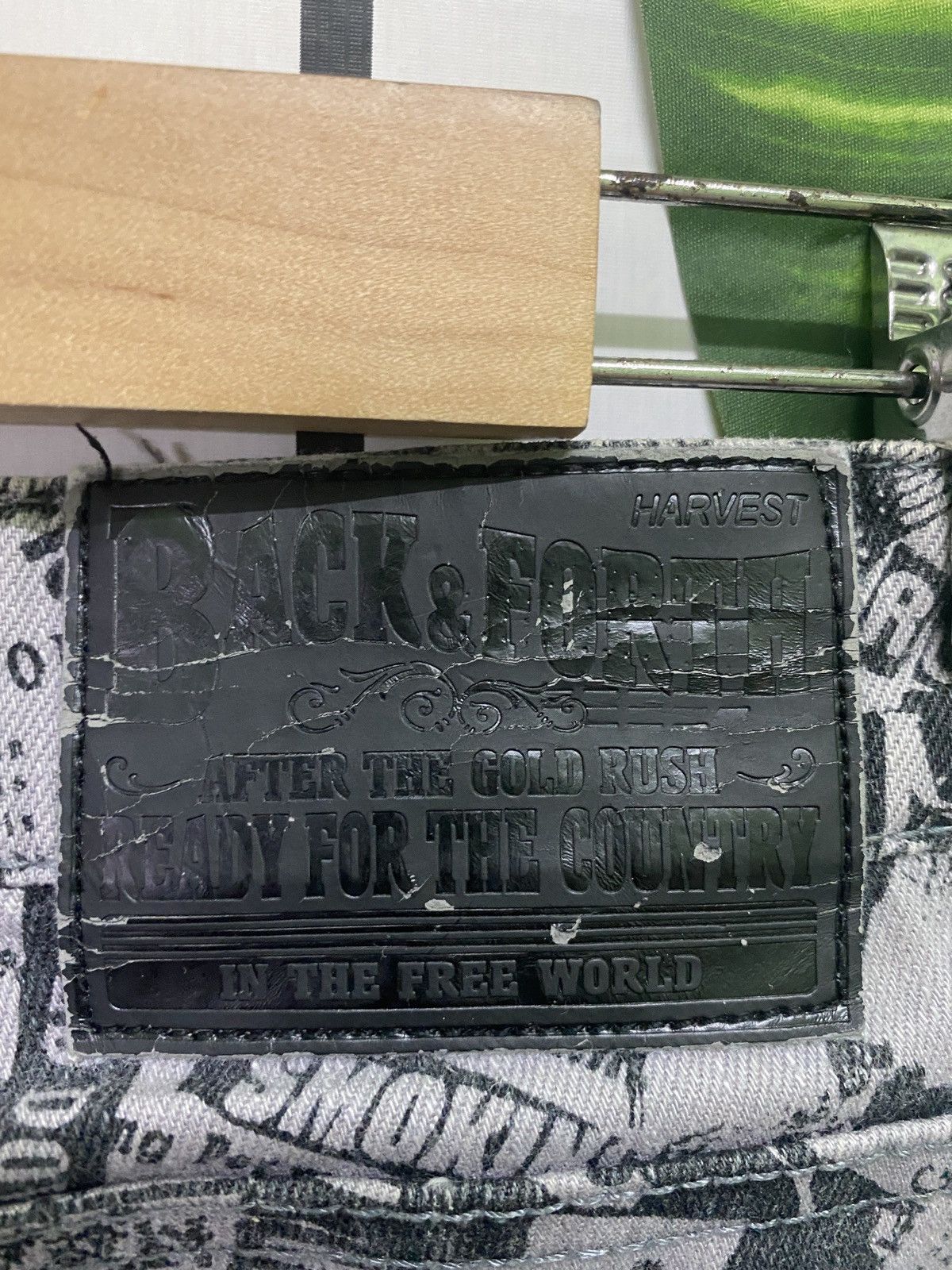 Japanese Brand BACK & FORTH Full Print Newspaper Rock Style Pant Size US 28 / EU 44 - 18 Thumbnail