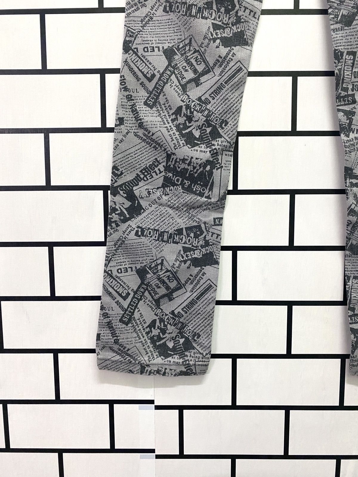 Japanese Brand BACK & FORTH Full Print Newspaper Rock Style Pant Size US 28 / EU 44 - 15 Thumbnail
