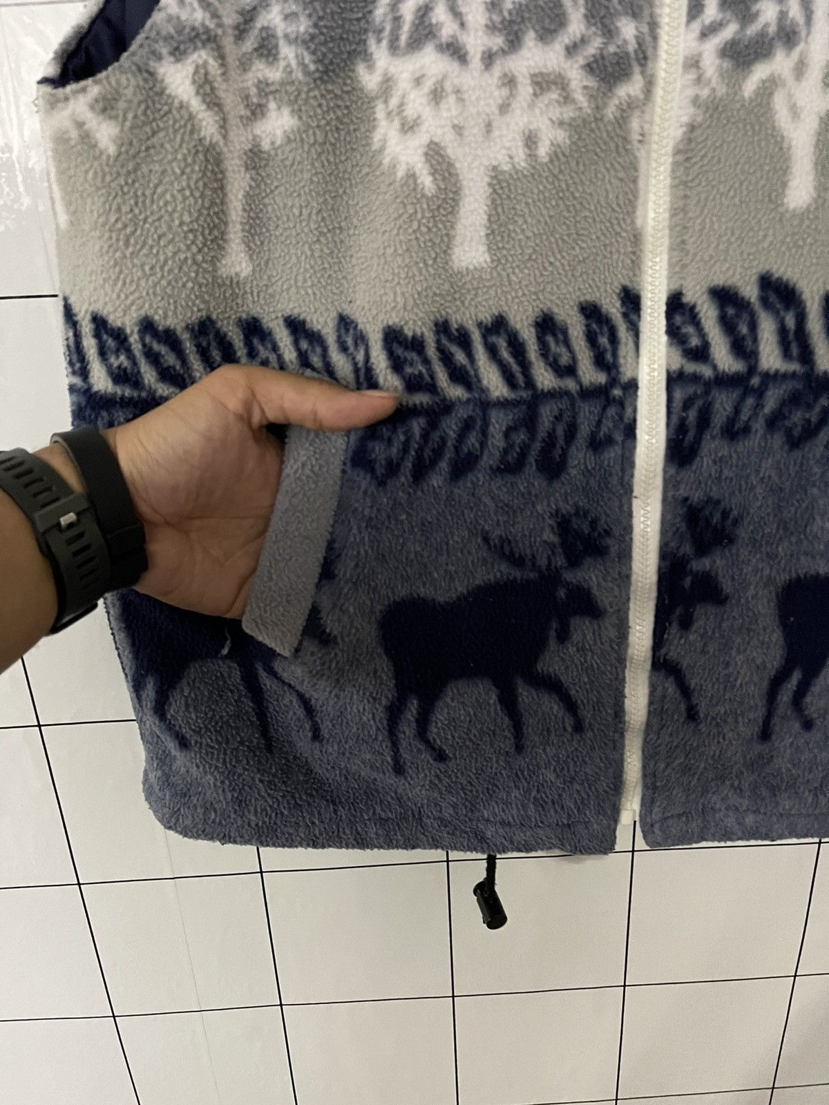 Japanese Brand × Vintage Vintage Natural Animal Fleece Zipper Sleeveless Size US M / EU 48-50 / 2 - 2 Thumbnail