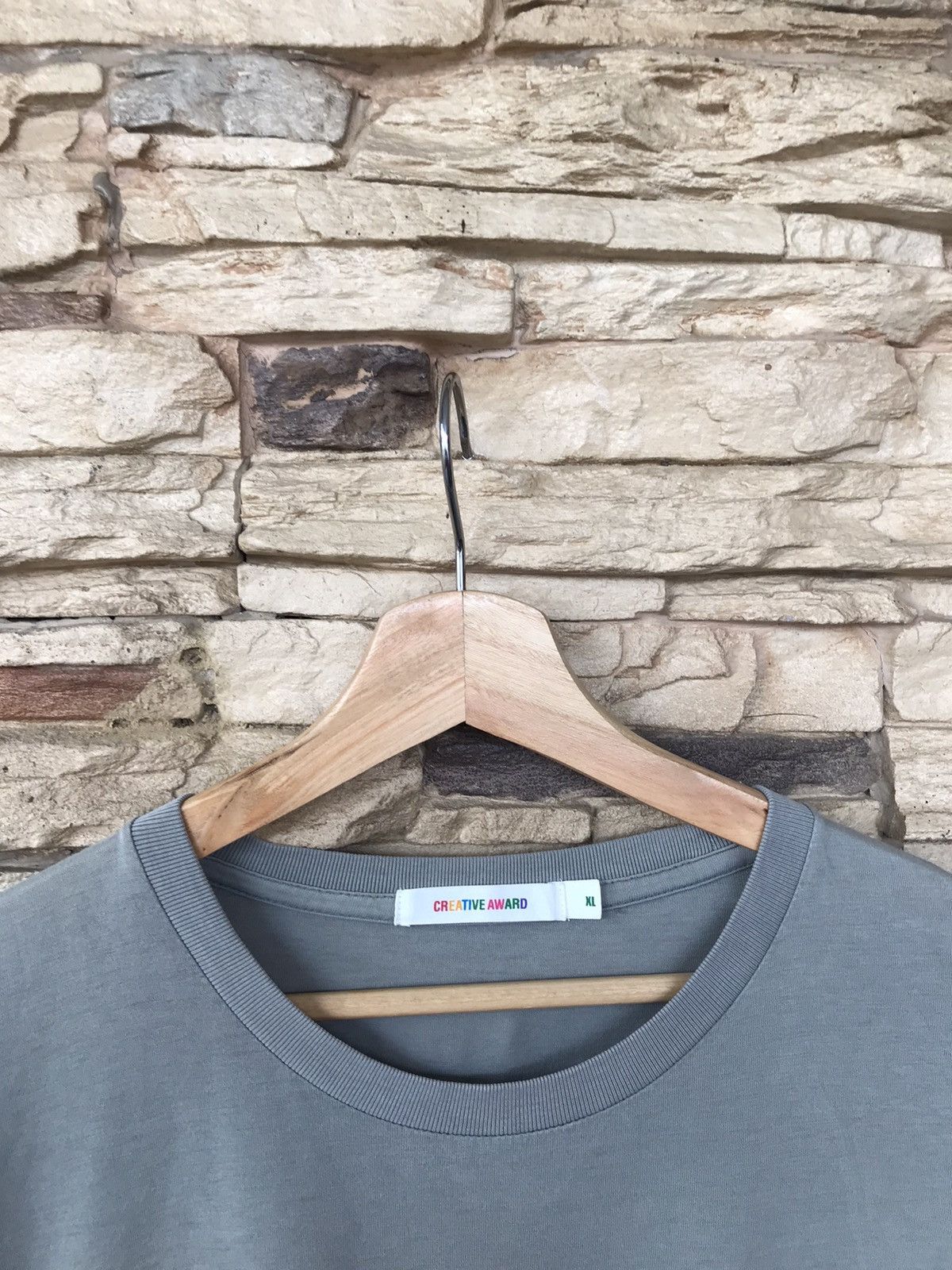 Uniqlo Uniqlo Creative Award Solo Singer Graphic Tee Size US XL / EU 56 / 4 - 3 Thumbnail