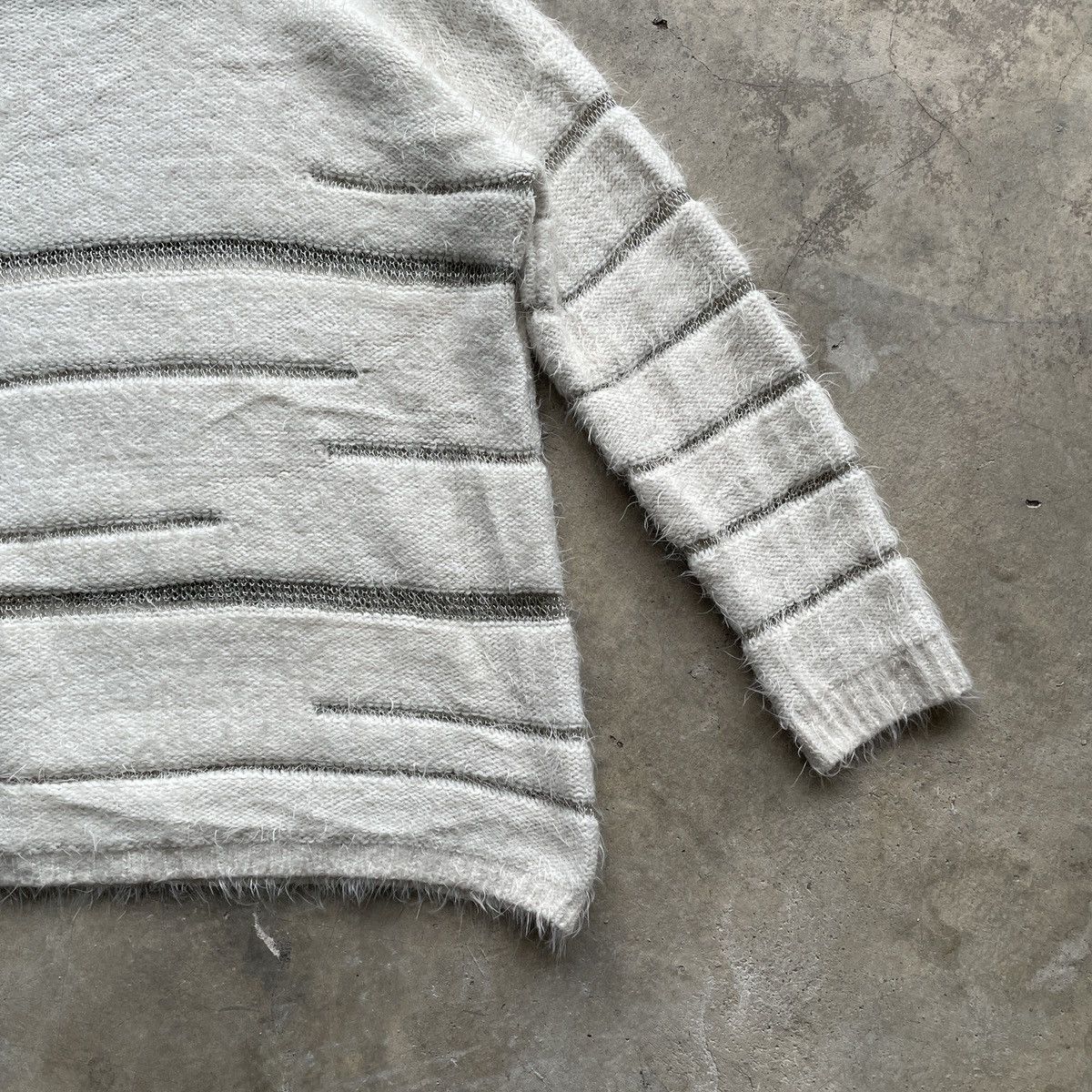 Aran Isles Knitwear JAPAN💥 22 Octobre White Mohair Shag Shaggy Knitwear Size US XL / EU 56 / 4 - 10 Thumbnail