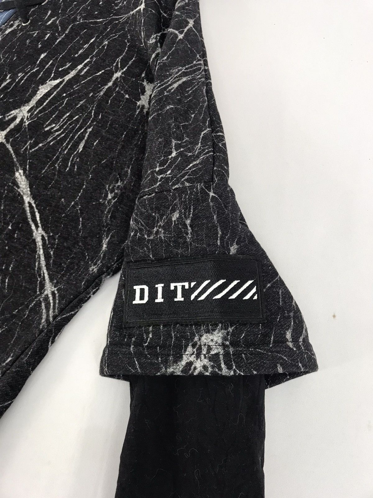 Other Disintegration Disinteration Eletronic Music Bleach Style Size US XL / EU 56 / 4 - 5 Thumbnail