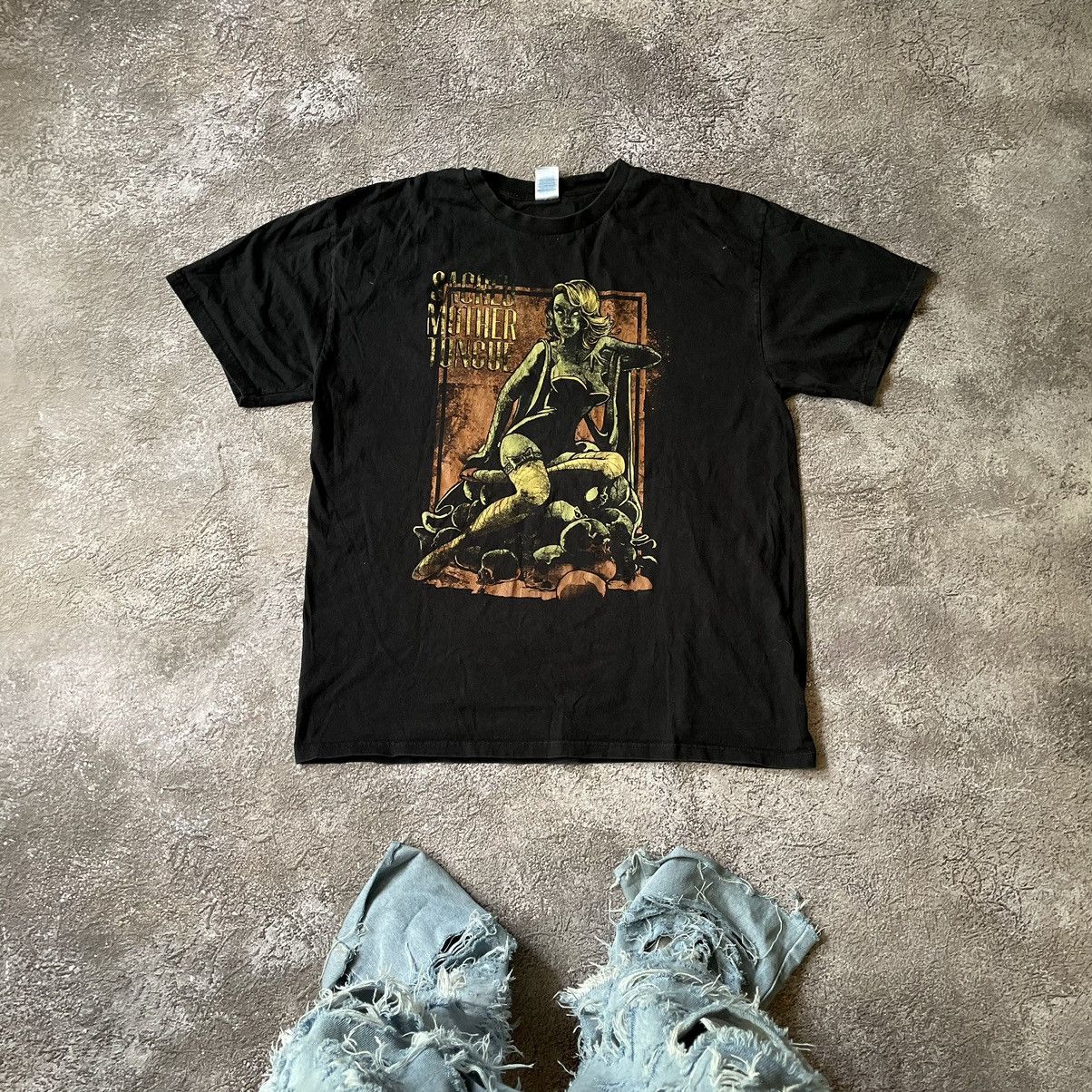 Vintage Vintage Y2K Graphic Tee Grunge Horror Skull Cross Print L Size US L / EU 52-54 / 3 - 1 Thumbnail