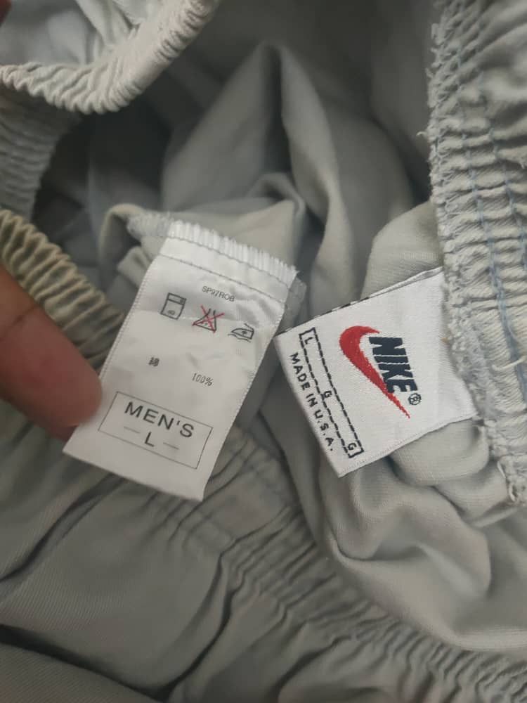 Nike Vintage Nike Short Made in USA Size US 32 / EU 48 - 6 Thumbnail