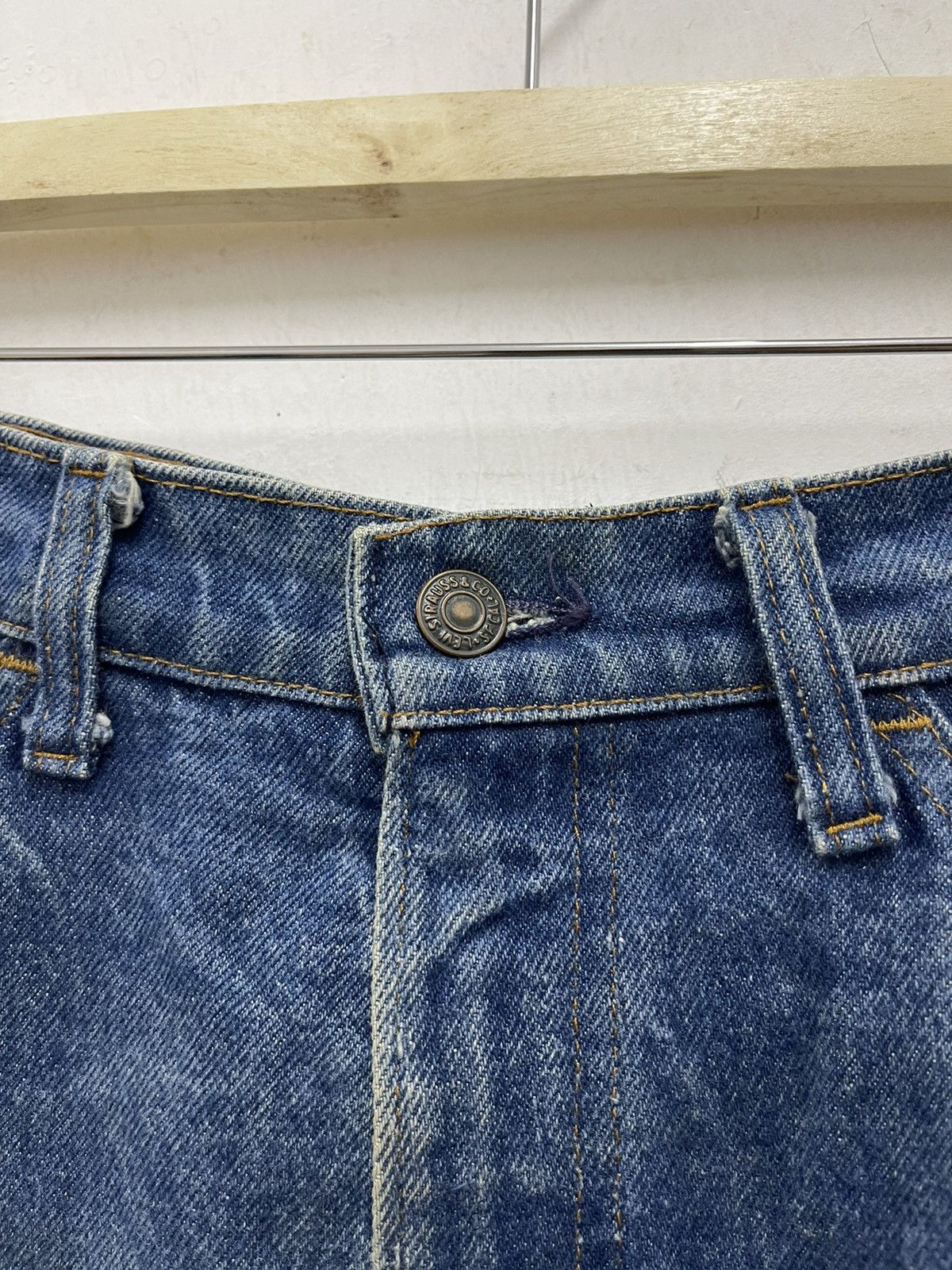 Levi's Vintage Clothing Rare Vintage LEVIS x JOHN’S SURF Orange Tag Denim Jeans Size US 32 / EU 48 - 7 Thumbnail