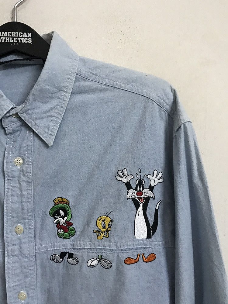 Vintage Vintage 90s Warner Bros Cartoon Characters Denim Shirt Size US M / EU 48-50 / 2 - 1 Thumbnail