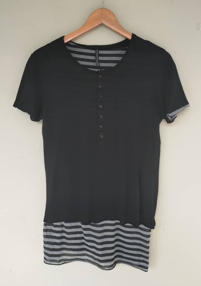 Neil Barrett Neil Barret Double Layer T Size S / US 4 / IT 40 - 1 Thumbnail