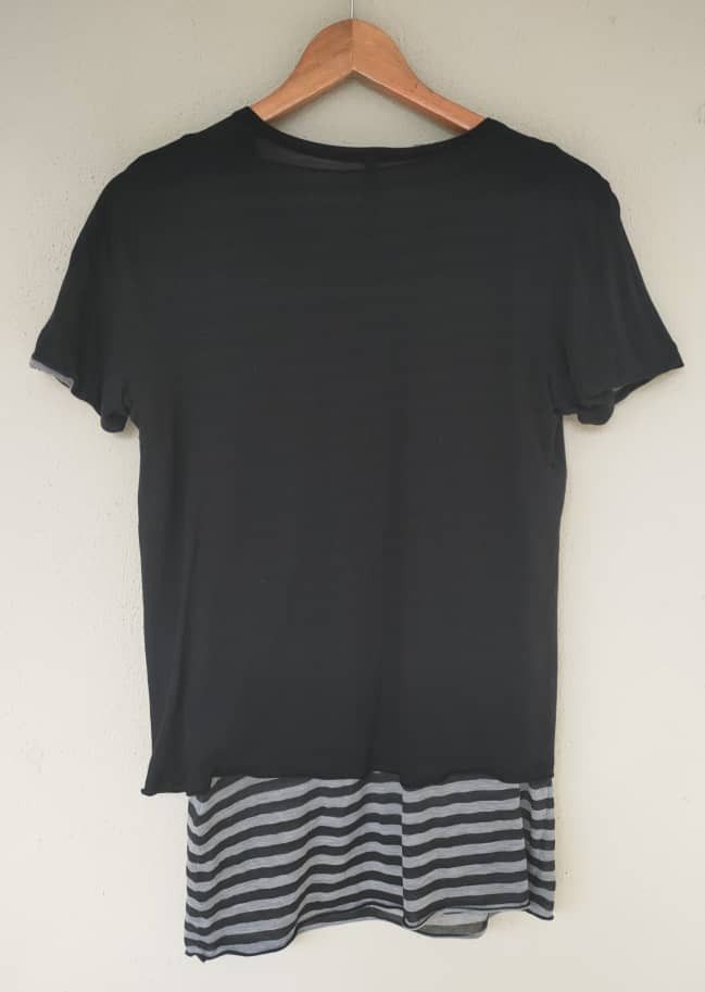 Neil Barrett Neil Barret Double Layer T Size S / US 4 / IT 40 - 2 Thumbnail