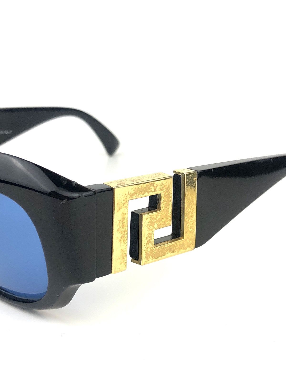 Versace Versace T75 Gold Oversized Logo Sunglasses Size ONE SIZE - 4 Thumbnail