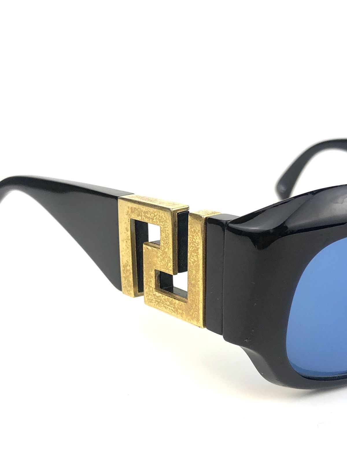 Versace Versace T75 Gold Oversized Logo Sunglasses Size ONE SIZE - 8 Thumbnail