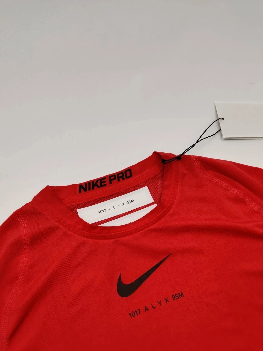 1017 ALYX 9SM ⚡️QUICK SALE⚡️Alyx Nike Red Pink Sport Tshirt Short Sleeve Size US M / EU 48-50 / 2 - 4 Thumbnail