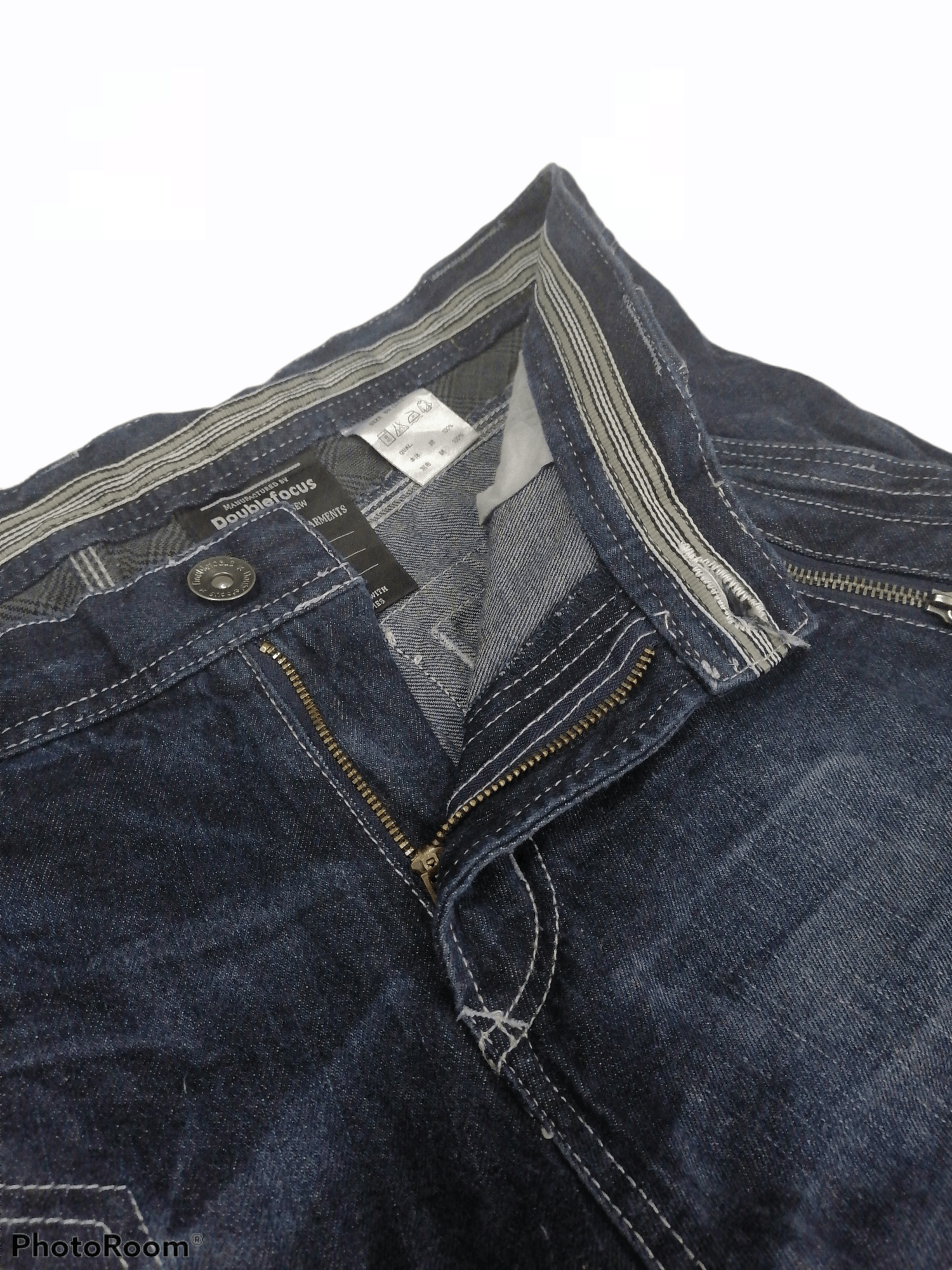 Japanese Brand 🔥Double Focus Crack Wash Design Multipocket Denim Pants🇯🇵 Size US 34 / EU 50 - 4 Thumbnail