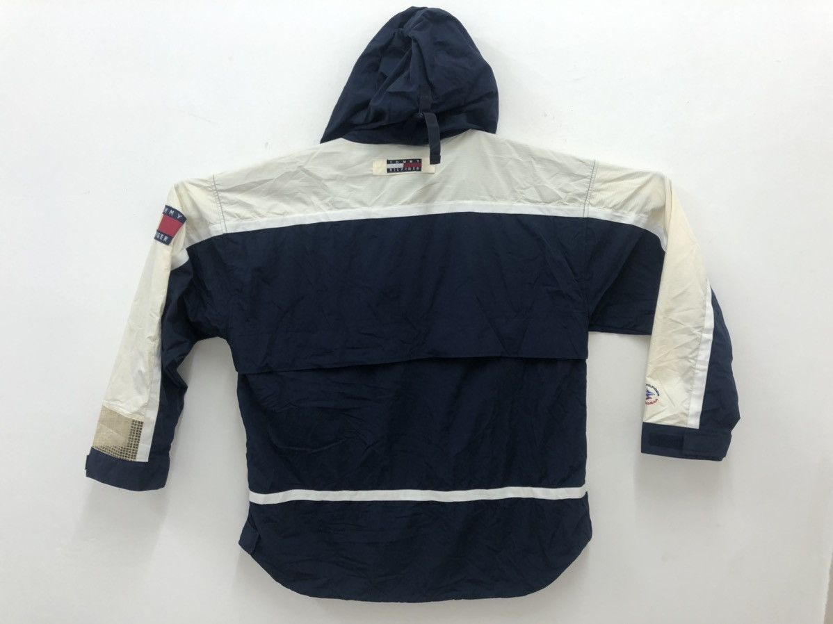 Tommy Hilfiger Rare Vintage TOMMY HILFIGER Sailing Gear Waist Bag Jacket Size US L / EU 52-54 / 3 - 11 Thumbnail