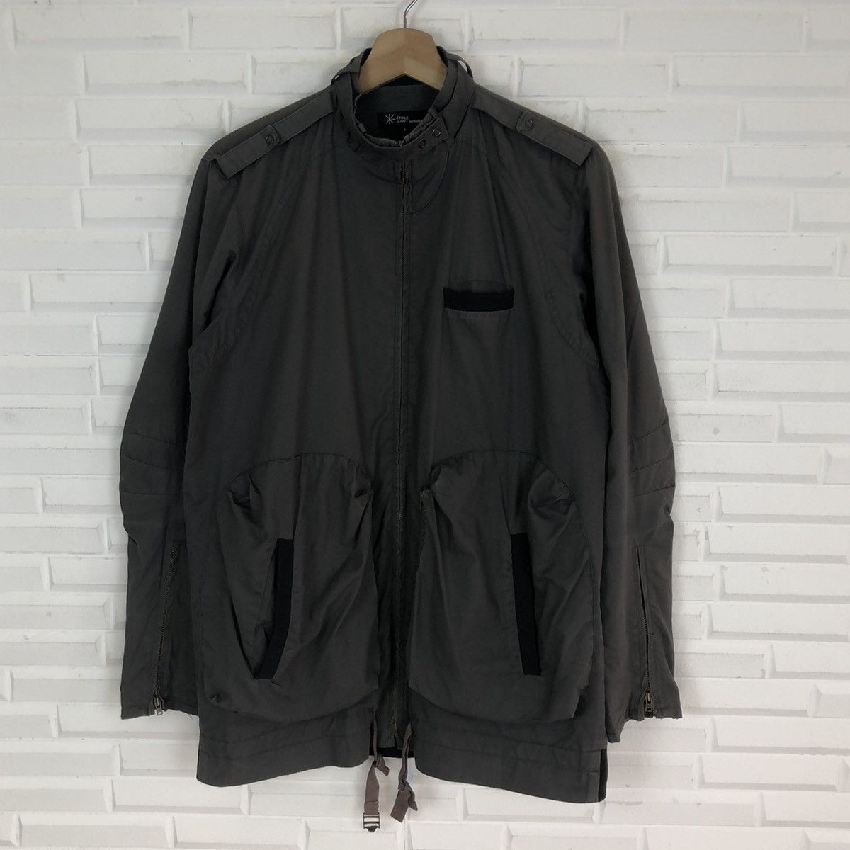 Isabel Marant Etoile ETOILE ISABEL MARANT LIKE PARACHUTE LIGHT JACKET Size US M / EU 48-50 / 2 - 3 Thumbnail