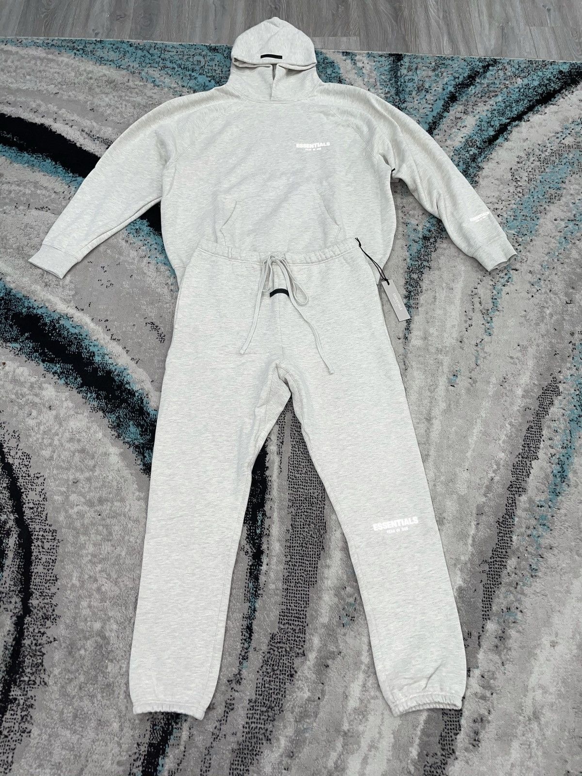 Essentials × FOG × Fear of God Fear of God Essentials Light Oatmeal Hoodie and Sweatpants Size US M / EU 48-50 / 2 - 1 Thumbnail