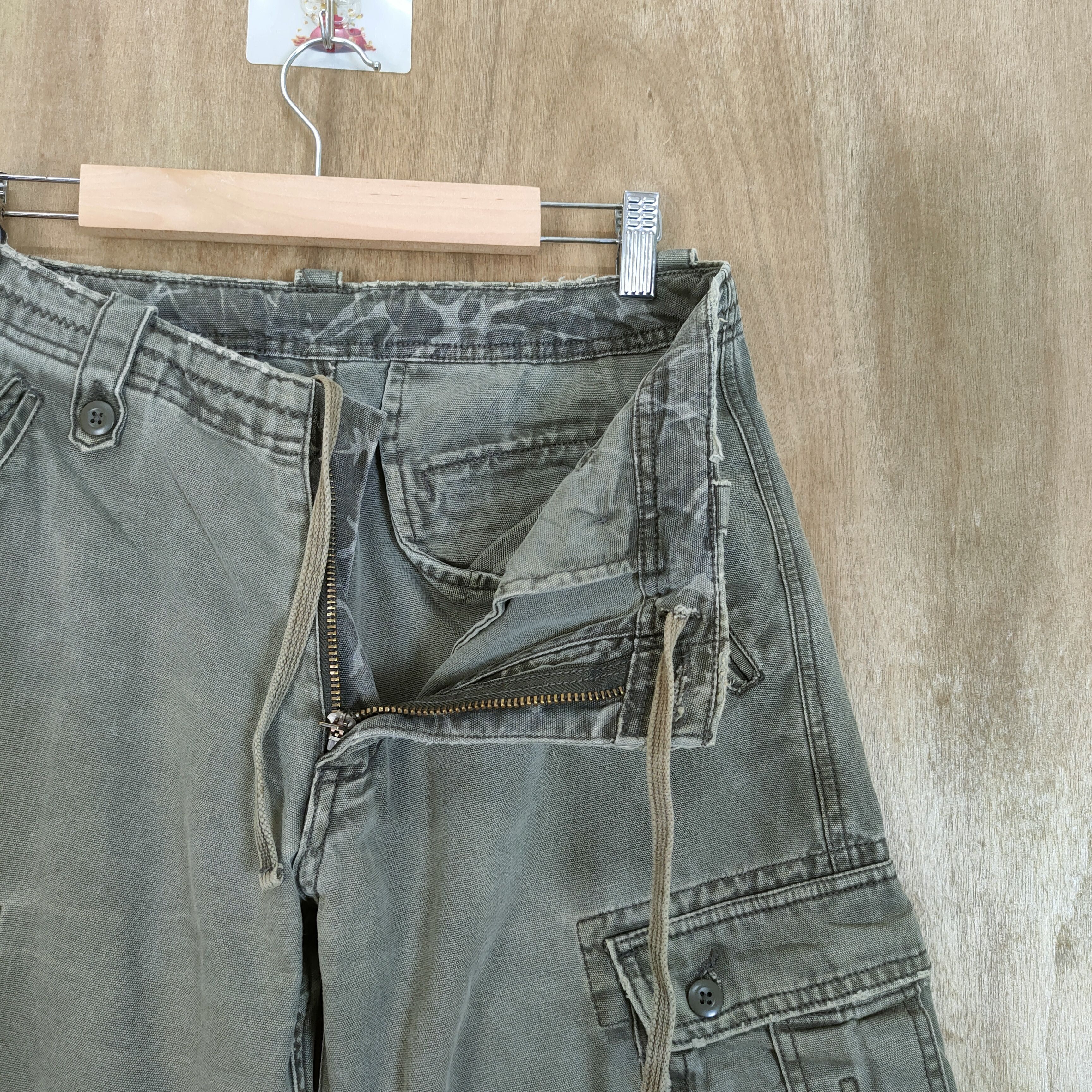 Japanese Brand VINTAGE JAPANESE FADED BONDAGE CARGO PANTS Size US 30 / EU 46 - 5 Thumbnail