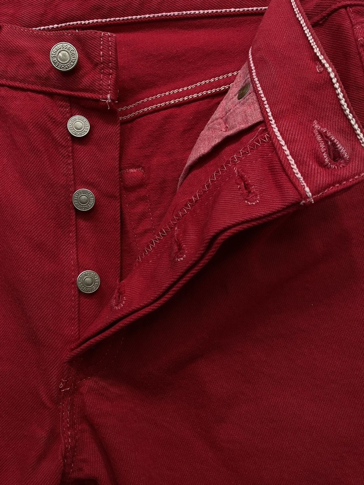 Levi's Vintage Clothing RARE! Hot Red 90’s LEVI’S 501 Made in USA Size US 28 / EU 44 - 3 Thumbnail