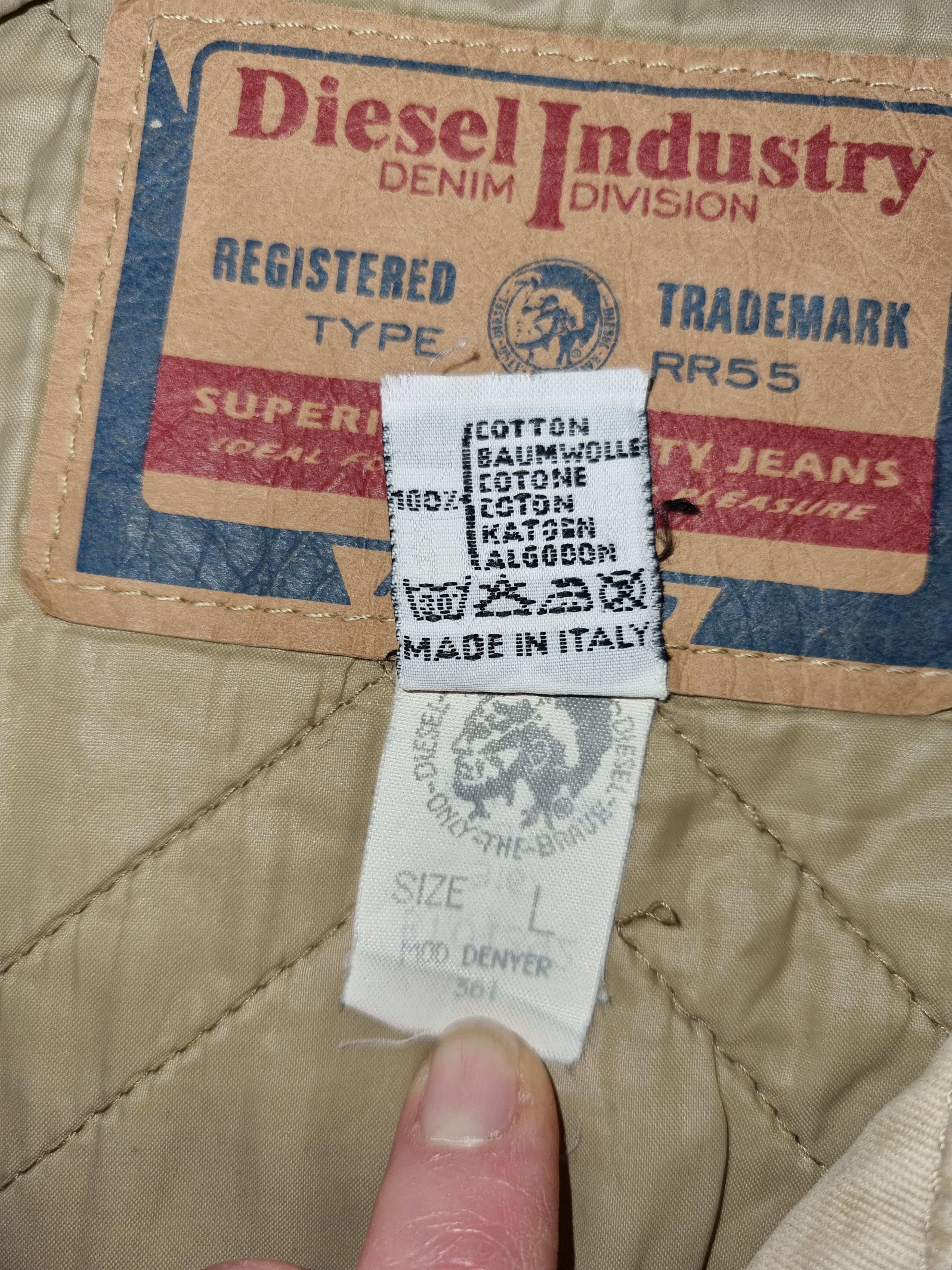 Diesel 90s DIESEL Industry Leather Collar Denim Trucker Jacket Size US L / EU 52-54 / 3 - 9 Thumbnail