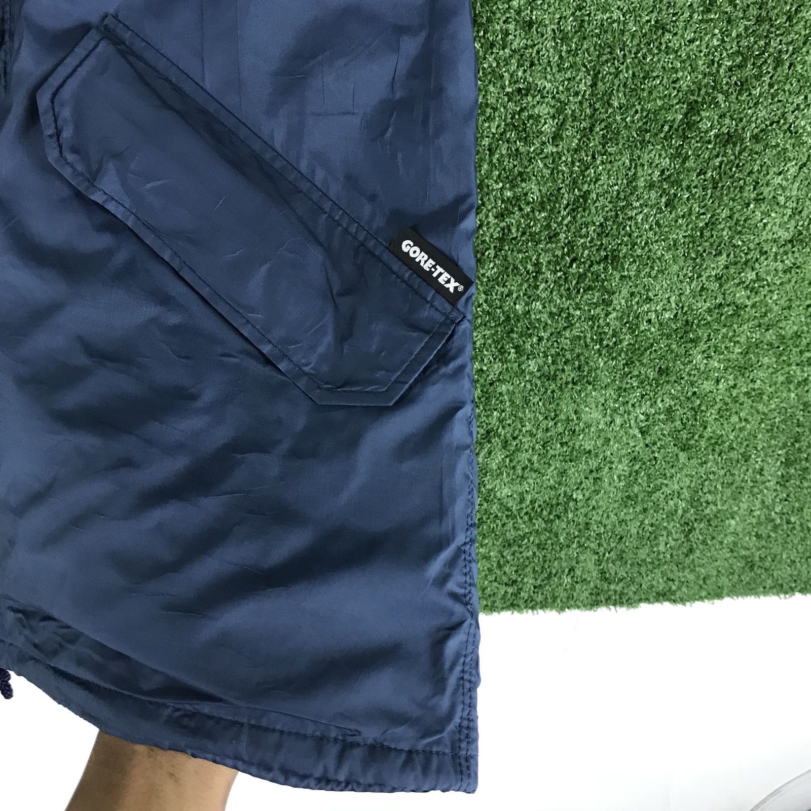 Goretex × Japanese Brand × Vintage 🔥💢 Vintage Goretex Hooded Light Jacket Size US L / EU 52-54 / 3 - 7 Thumbnail