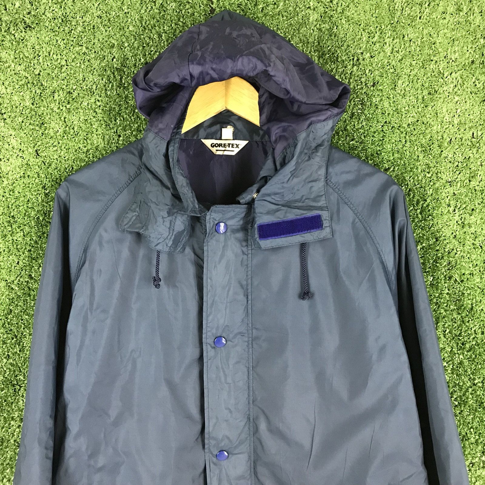 Goretex × Japanese Brand × Vintage 🔥💢 Vintage Goretex Hooded Light Jacket Size US L / EU 52-54 / 3 - 4 Thumbnail