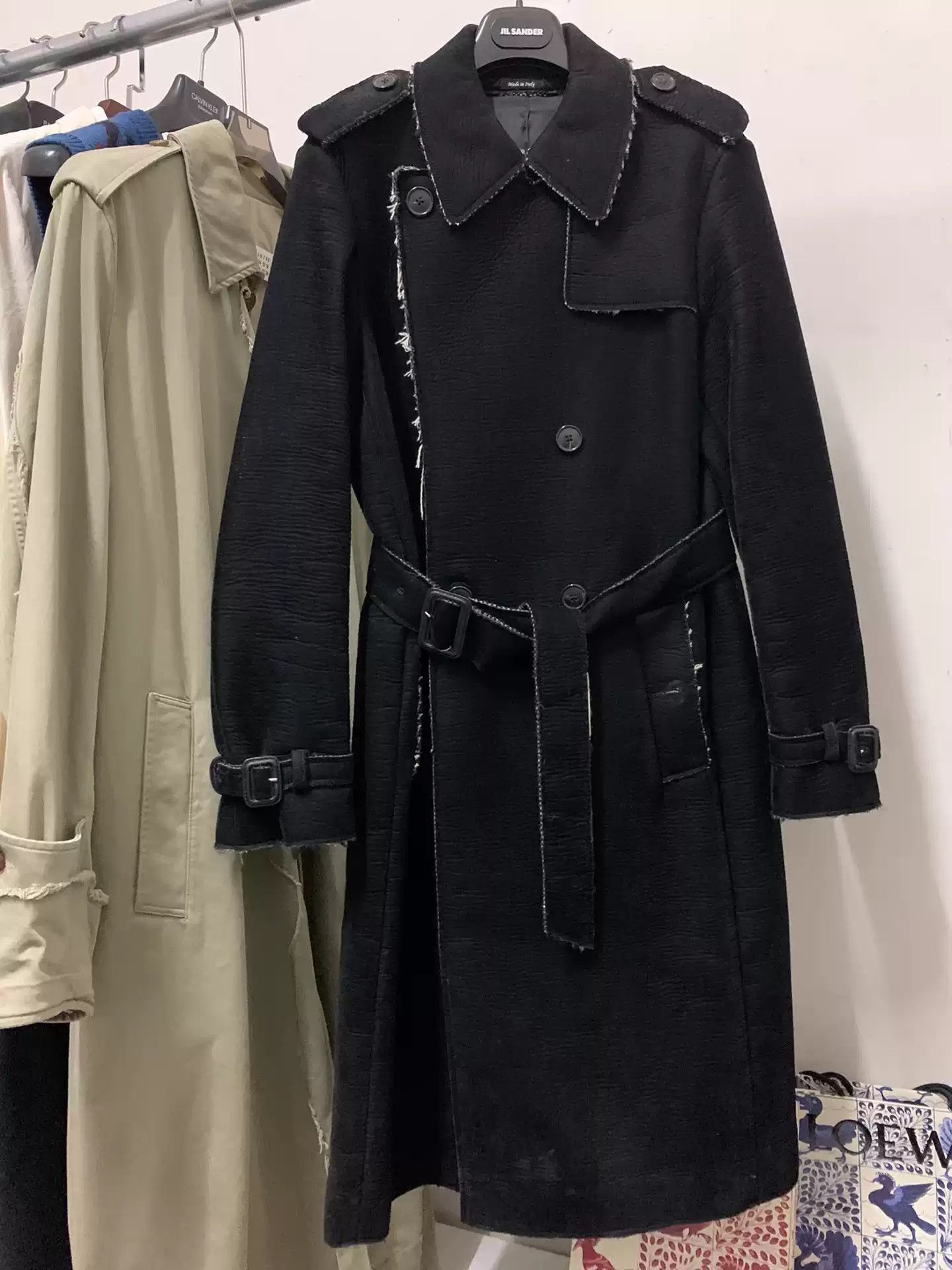 MARTIN MARGIELA 〇10 Damage processing trench coat outer khaki 50 main image 0