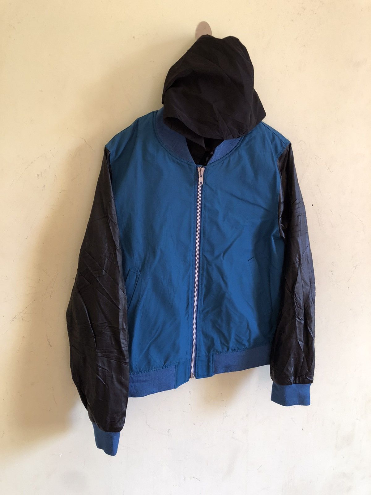 Japanese Brand × Midwest Kids 🔥MIDWEST HOODED VARSITY BOMBER JACKET MADE IN JAPAN Size US M / EU 48-50 / 2 - 4 Thumbnail