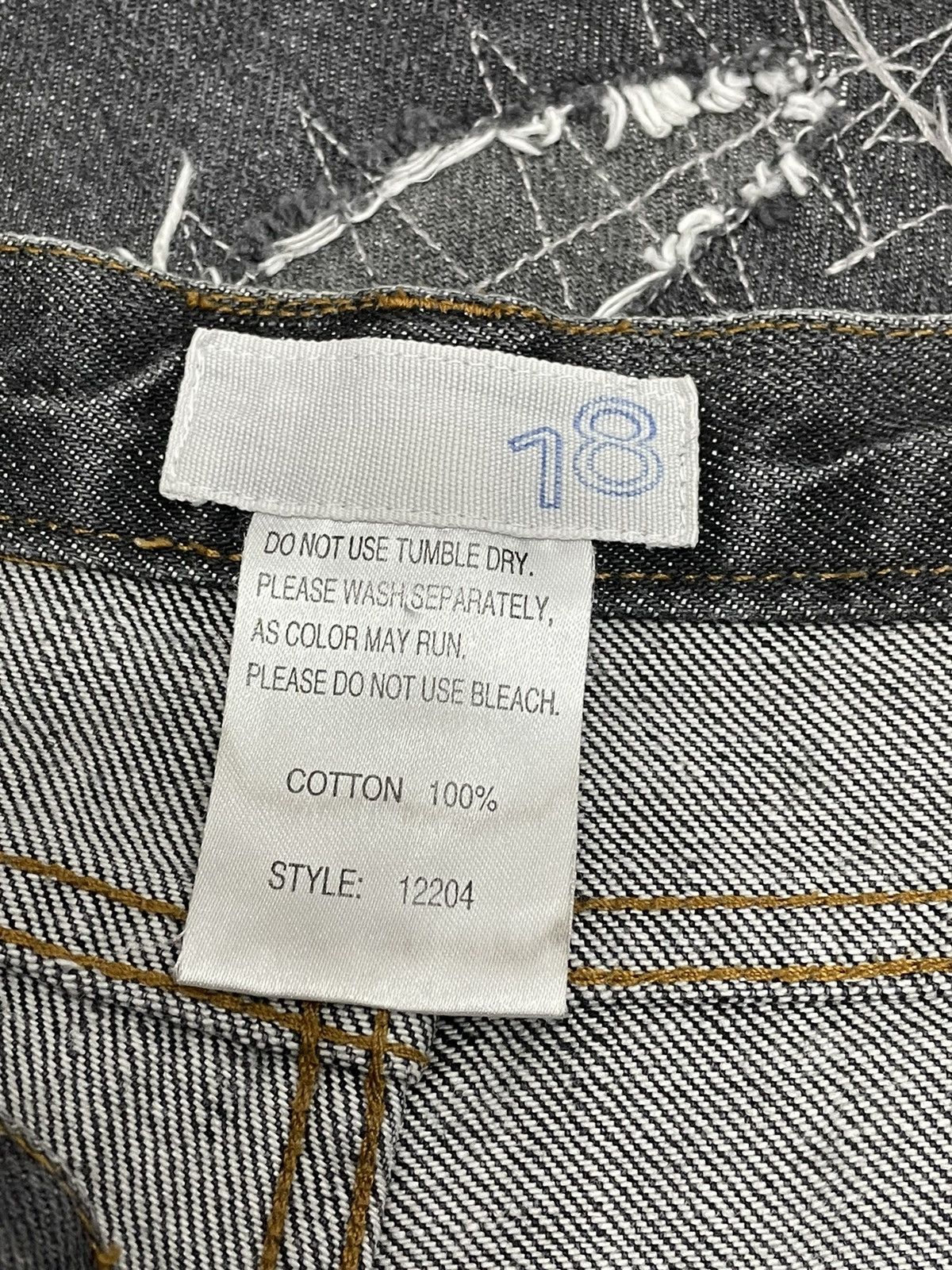 Japanese Brand 18 TETTSU Distressed Denim Inspired by Apoc Issey Miyake Size US 29 - 7 Thumbnail