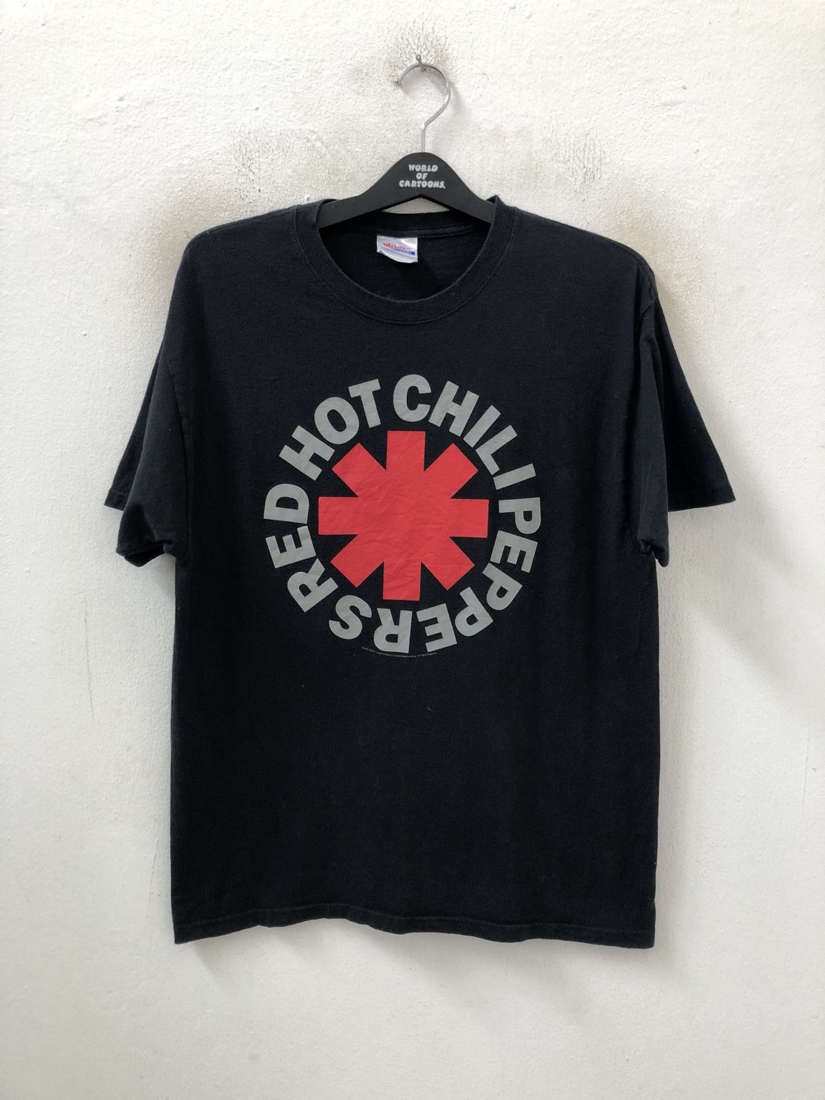 Band Tees 2006 Red Hot Chili Peppers The Iconic Logo tee Size US L / EU 52-54 / 3 - 1 Thumbnail