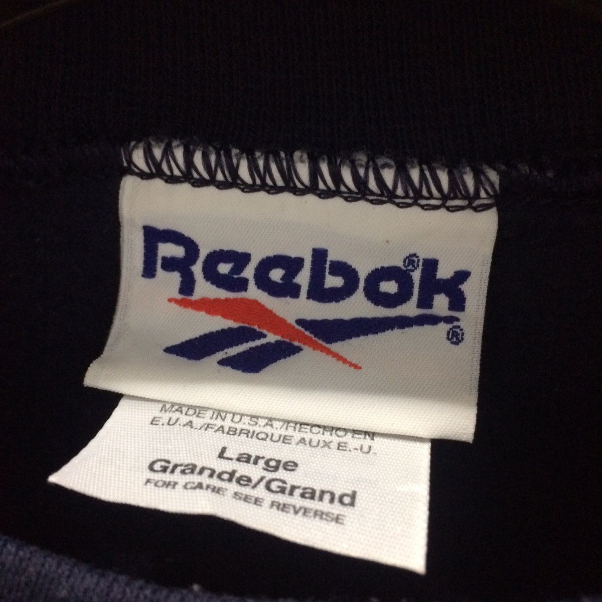 Reebok Vintage REEBOK Spell Out Sweatshirt Size US L / EU 52-54 / 3 - 3 Thumbnail