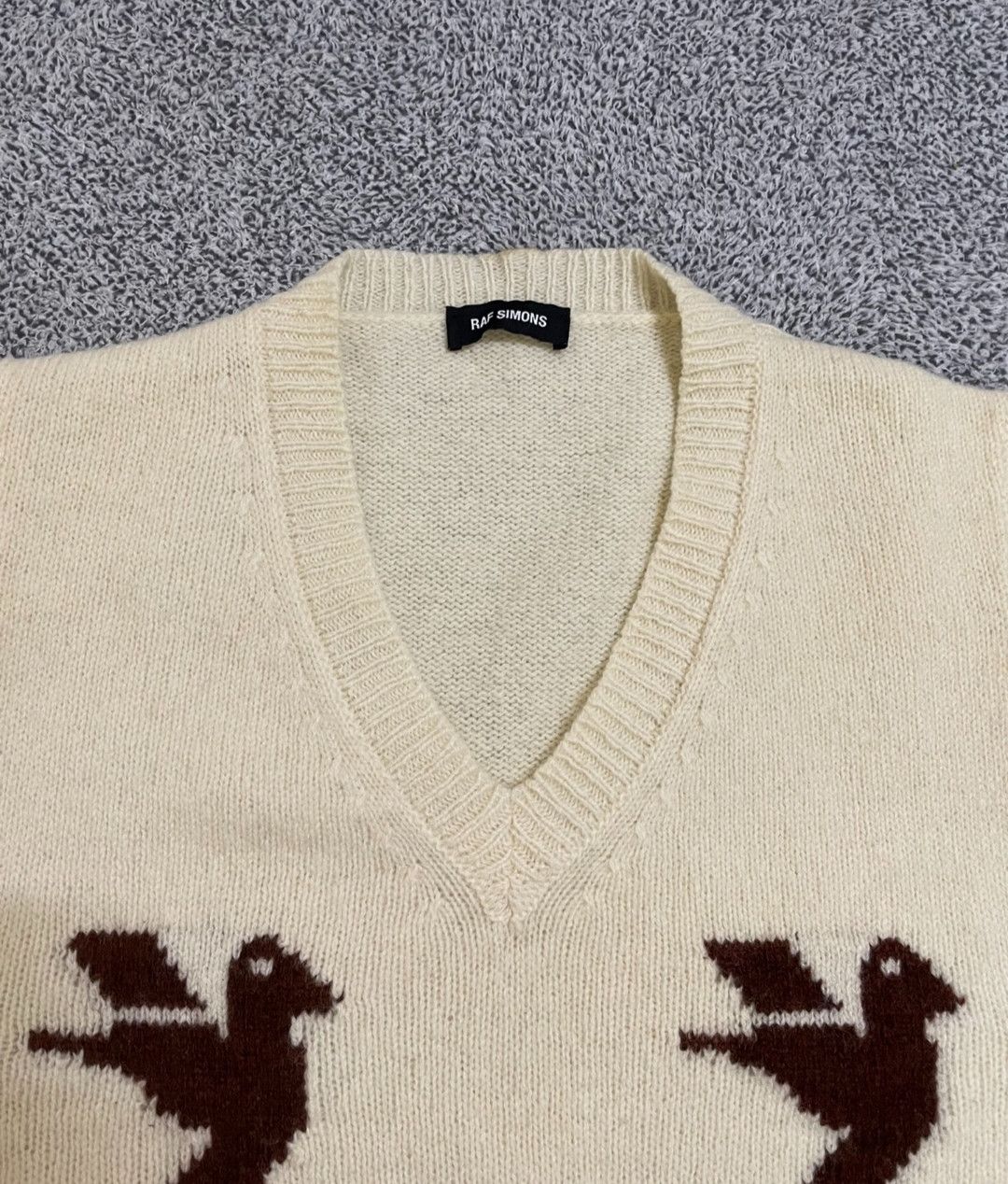 Raf Simons Raf Simons Sleeveless Dove Sweater Size US S / EU 44-46 / 1 - 2 Thumbnail