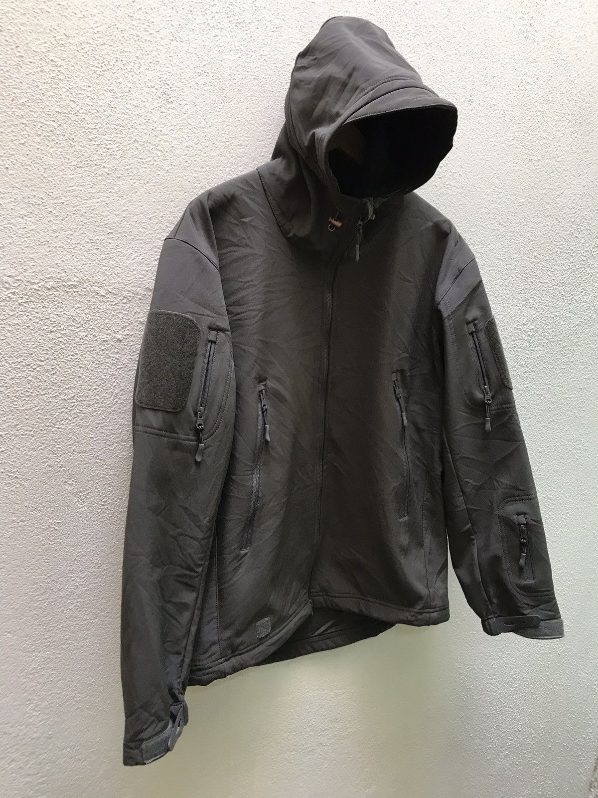 Japanese Brand Outdoor tactical series tactical utility pocket zipper Size US L / EU 52-54 / 3 - 3 Thumbnail