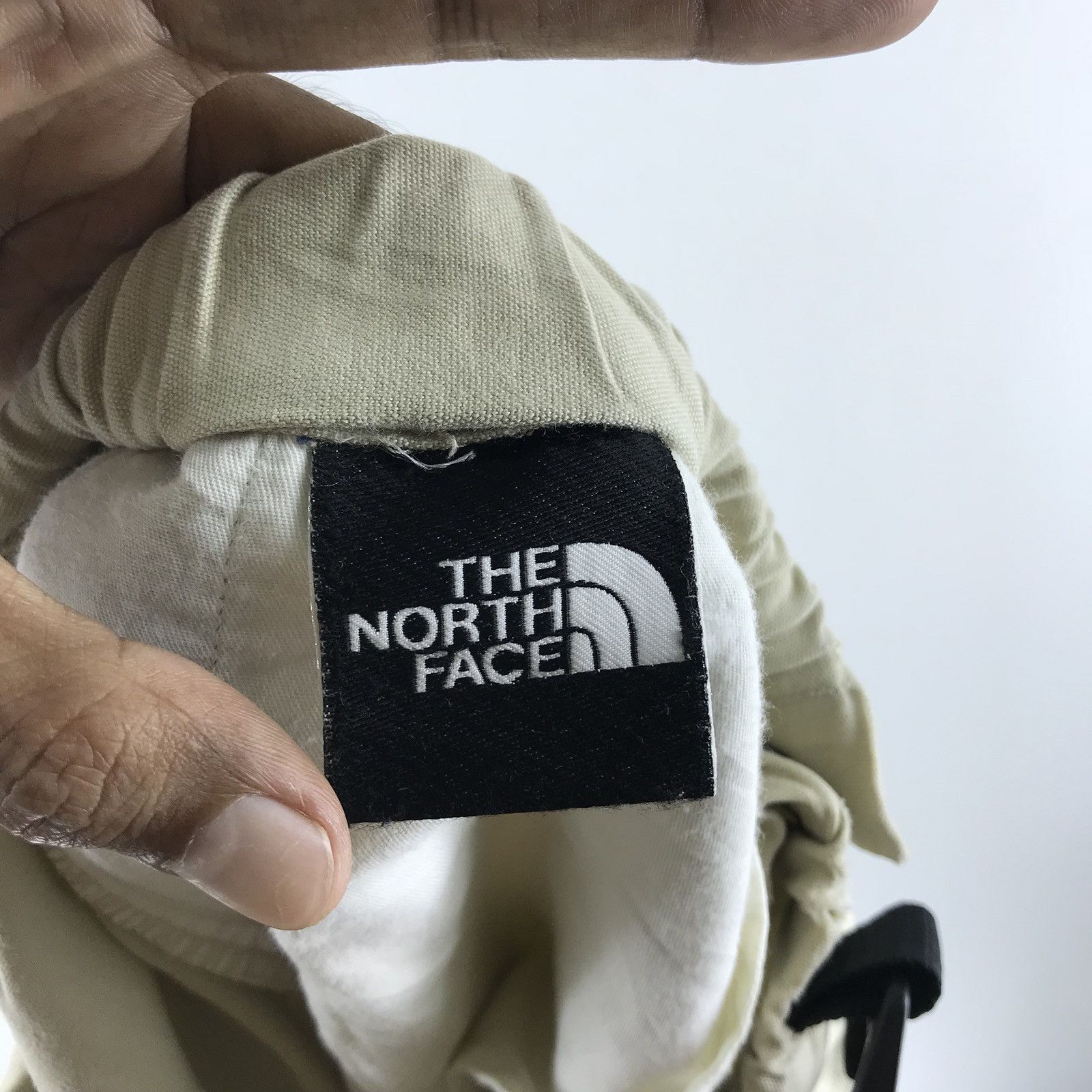 The North Face The North Face Khakis Short Pants Size US 30 / EU 46 - 7 Thumbnail