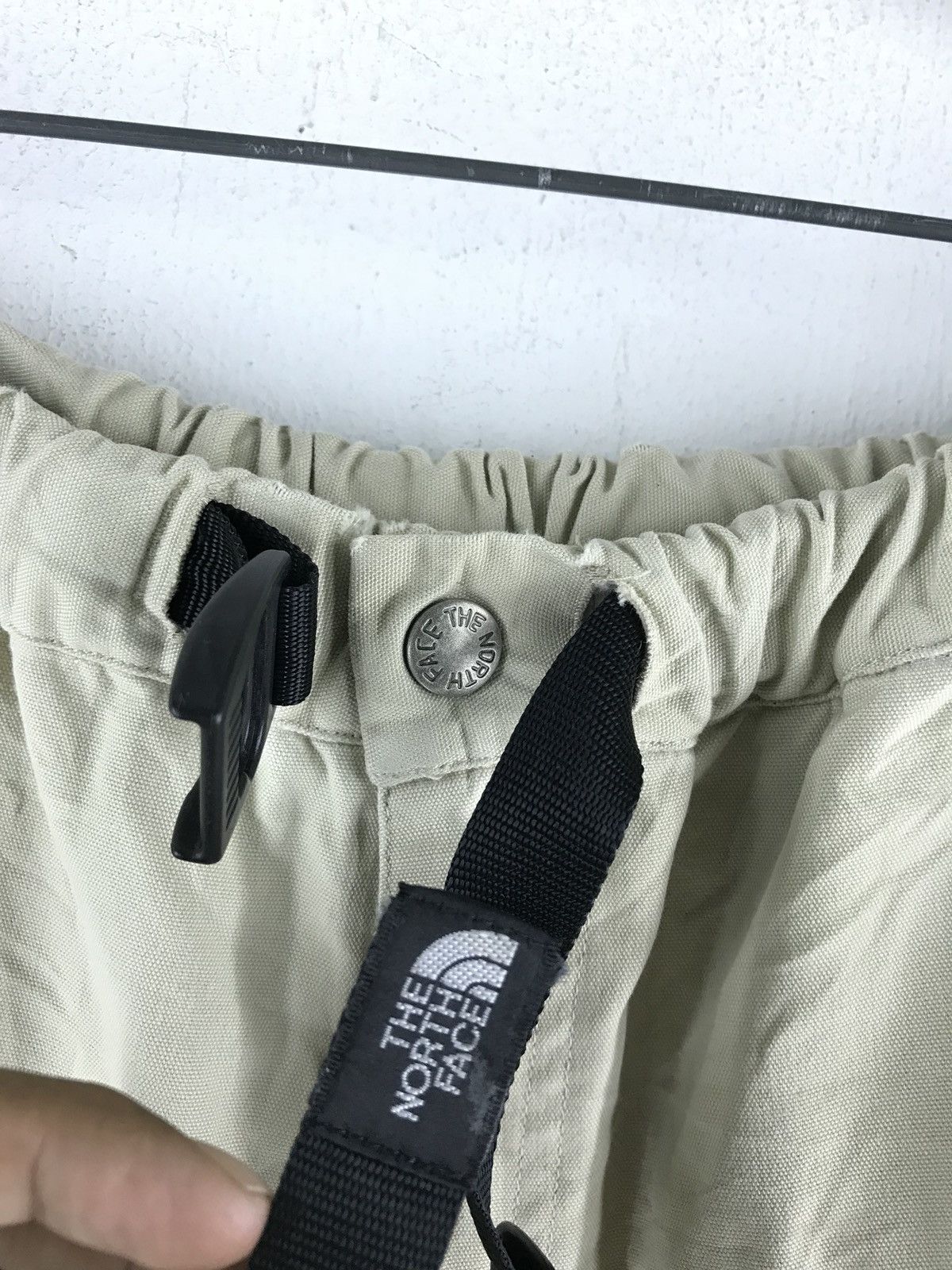 The North Face The North Face Khakis Short Pants Size US 30 / EU 46 - 6 Thumbnail