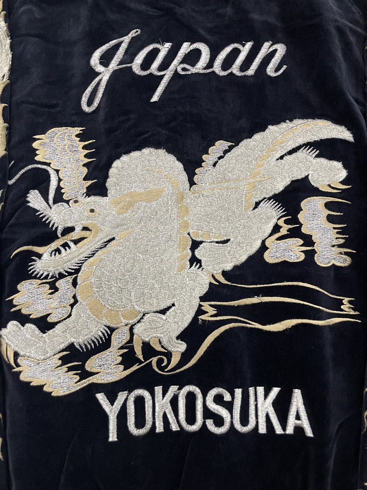 Japanese Brand Vintage Sukajan Dragon Velvet Bomber Jacket Size US S / EU 44-46 / 1 - 3 Thumbnail