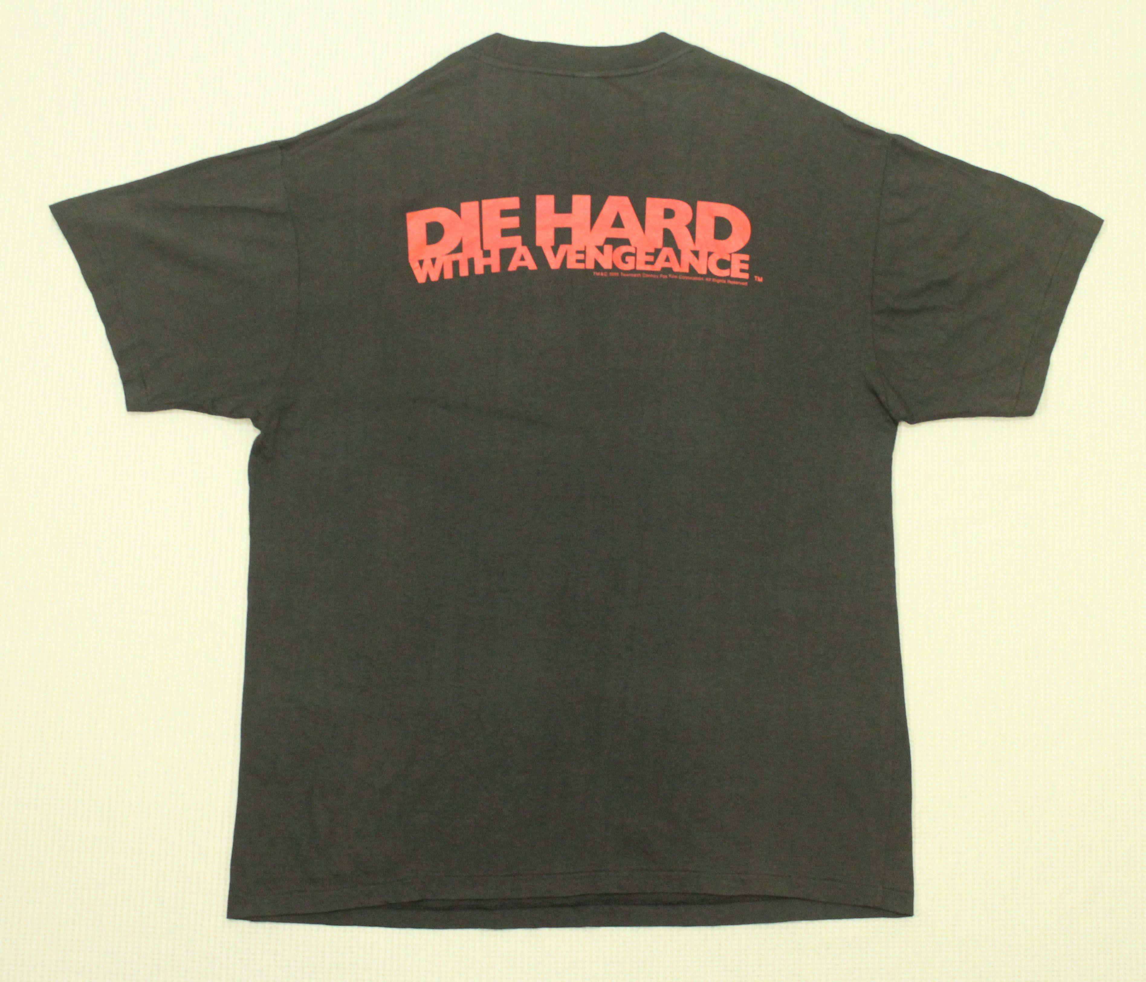 Japanese Brand Vintage 90s DIE HARD T Shirt Movie Faded Distressed Japan Size US L / EU 52-54 / 3 - 7 Thumbnail