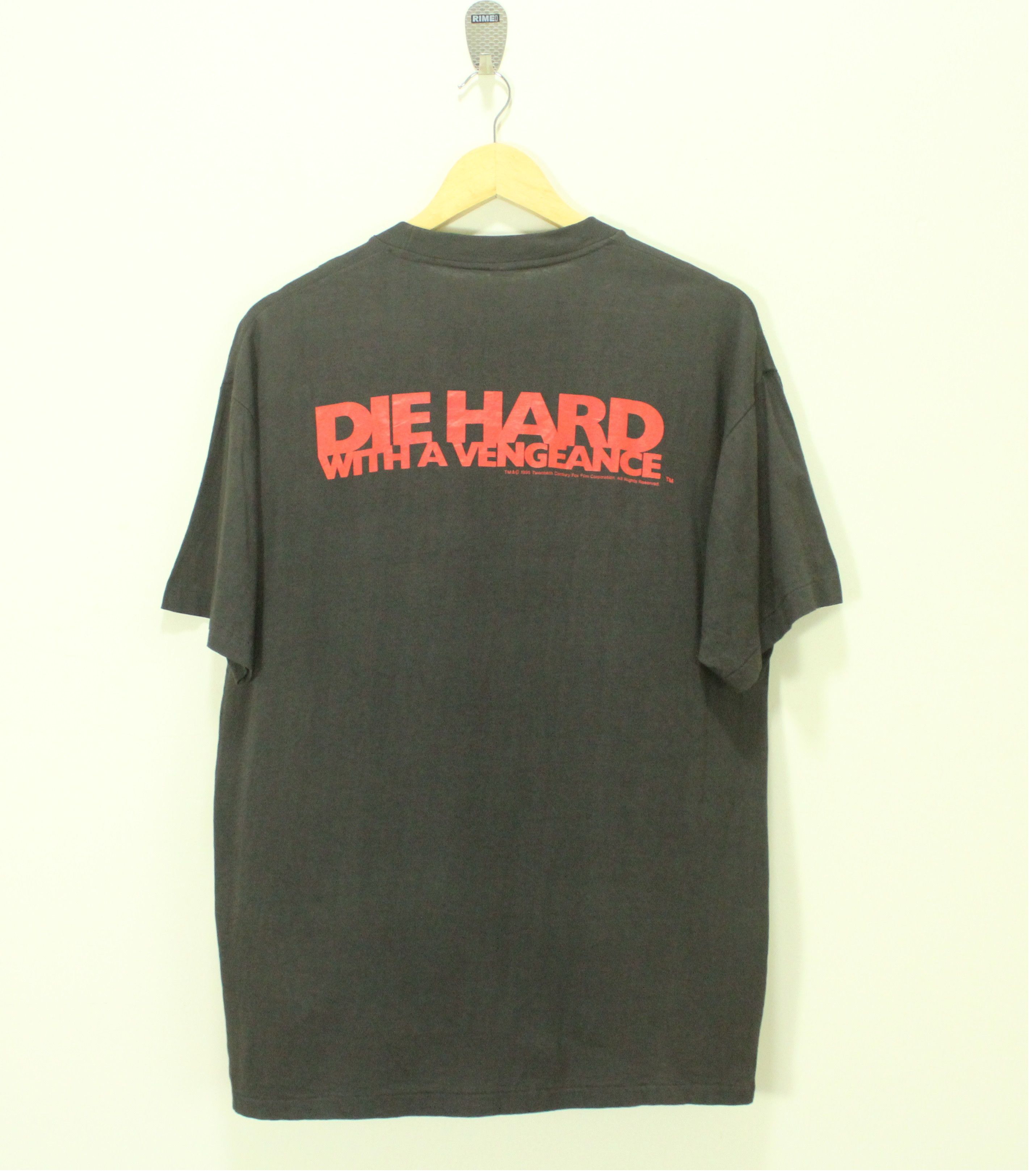Japanese Brand Vintage 90s DIE HARD T Shirt Movie Faded Distressed Japan Size US L / EU 52-54 / 3 - 1 Thumbnail