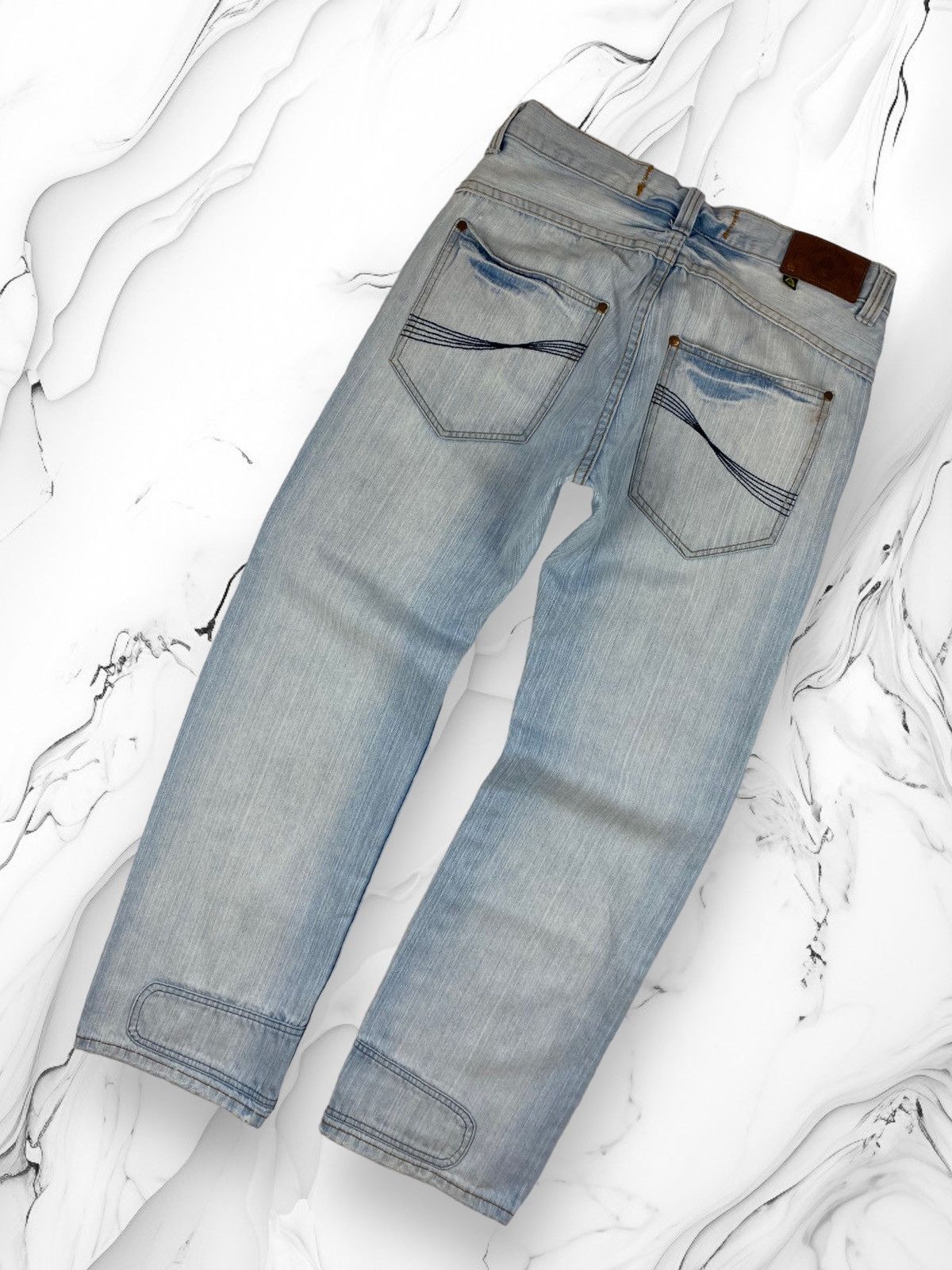 Japanese Brand Mens Vintage Osaka Tiger Japanese Brand Jeans Denim Pants Size US 32 / EU 48 - 1 Thumbnail