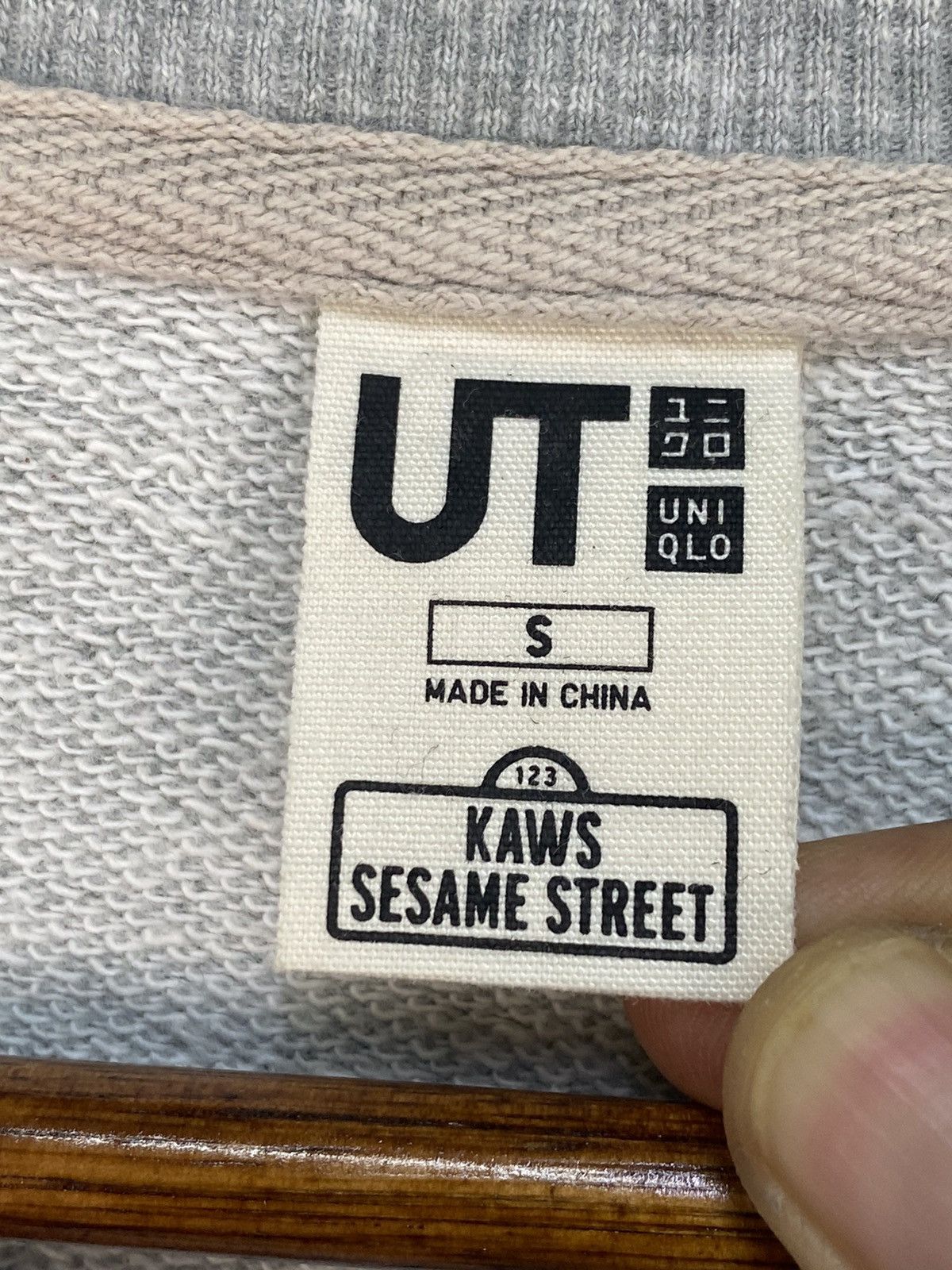 Kaws Kaws X Sesame Street Sweatshirt Size US S / EU 44-46 / 1 - 6 Thumbnail