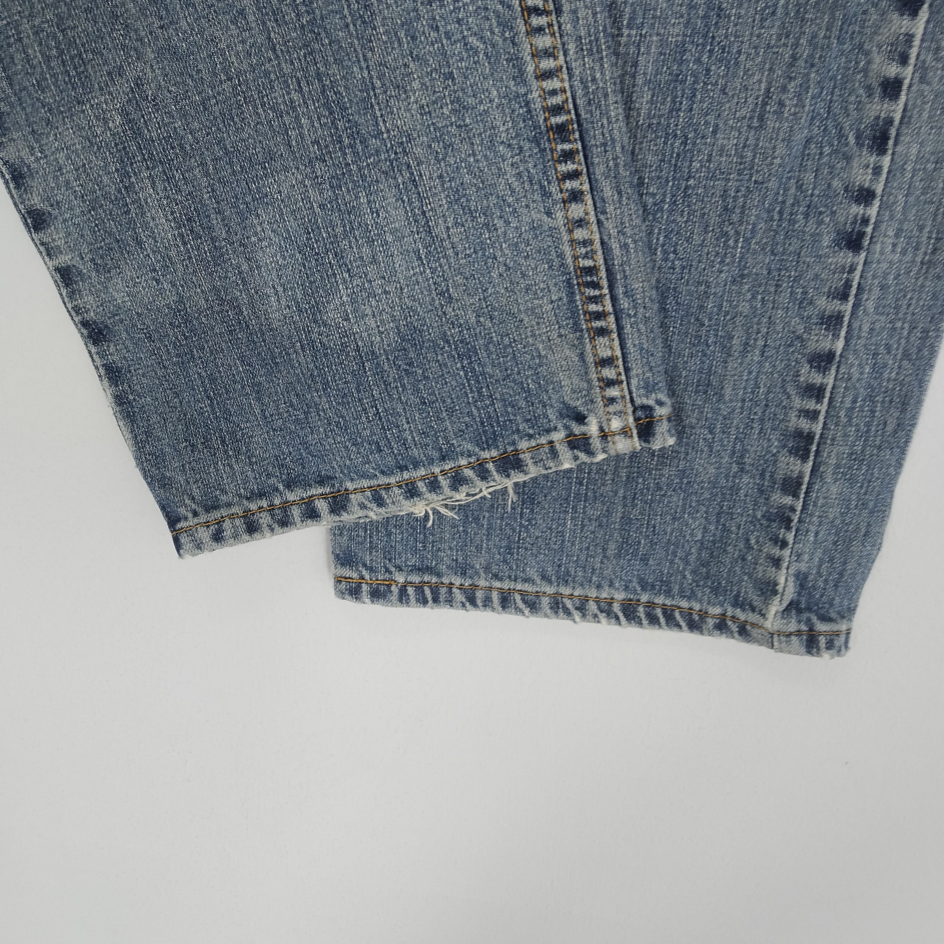 Levi's Vintage Levi's 505 Faded Blue Denim Jeans Reconstruct Style Size US 37 - 7 Thumbnail