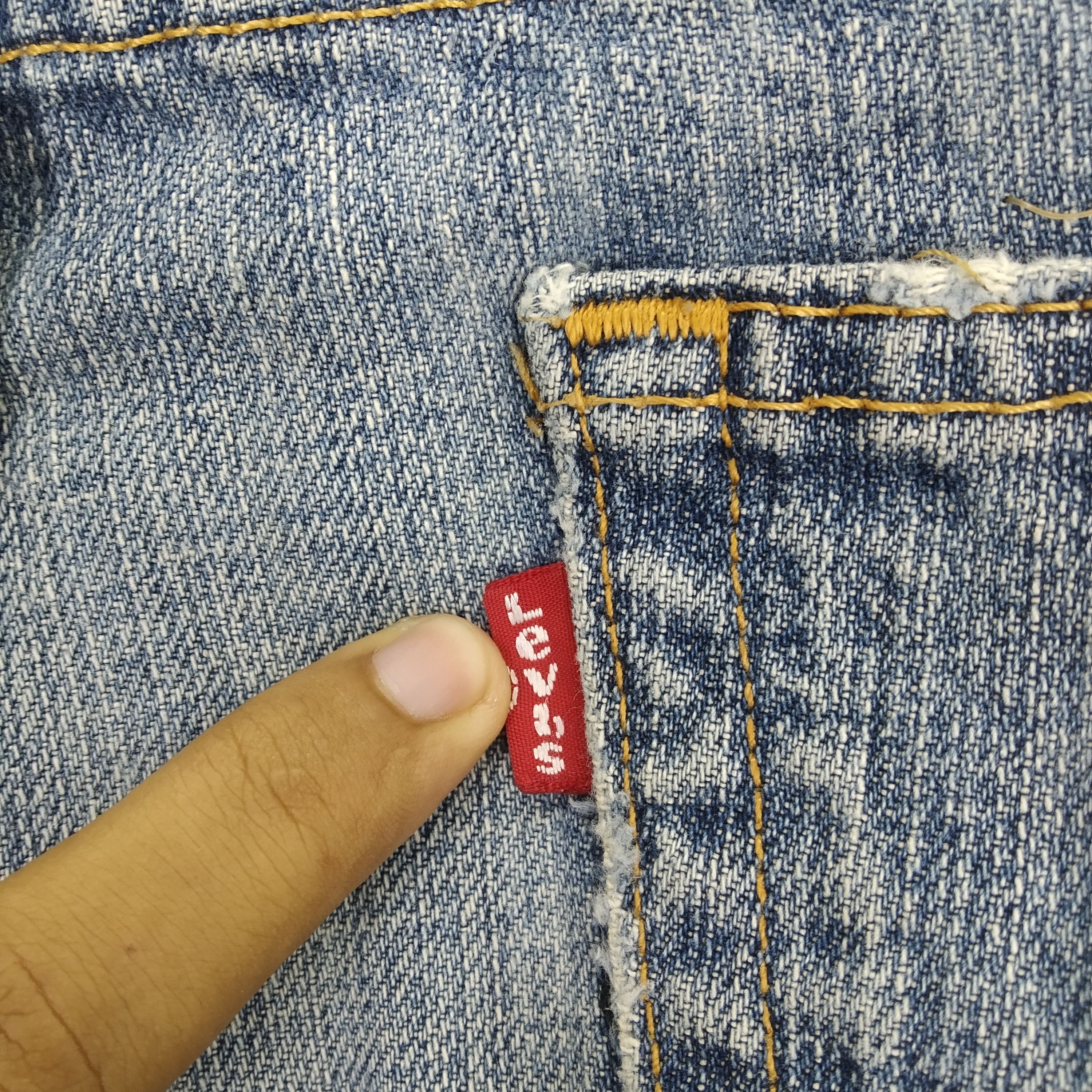 Levi's Vintage Levi's 505 Faded Blue Denim Jeans Reconstruct Style Size US 37 - 9 Thumbnail