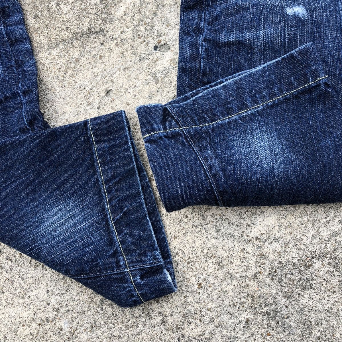 Japanese Brand 🔥Rare🔥🇯🇵Back Number Stoned Wash Rips Distress Curve Jeans Size US 32 / EU 48 - 7 Thumbnail