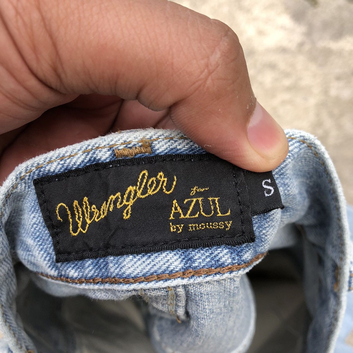 Japanese Brand × Wrangler 🔥Rare🔥Wrangler X Azul By Moussy Cropped Rips Distress Jeans Size US 30 / EU 46 - 12 Thumbnail