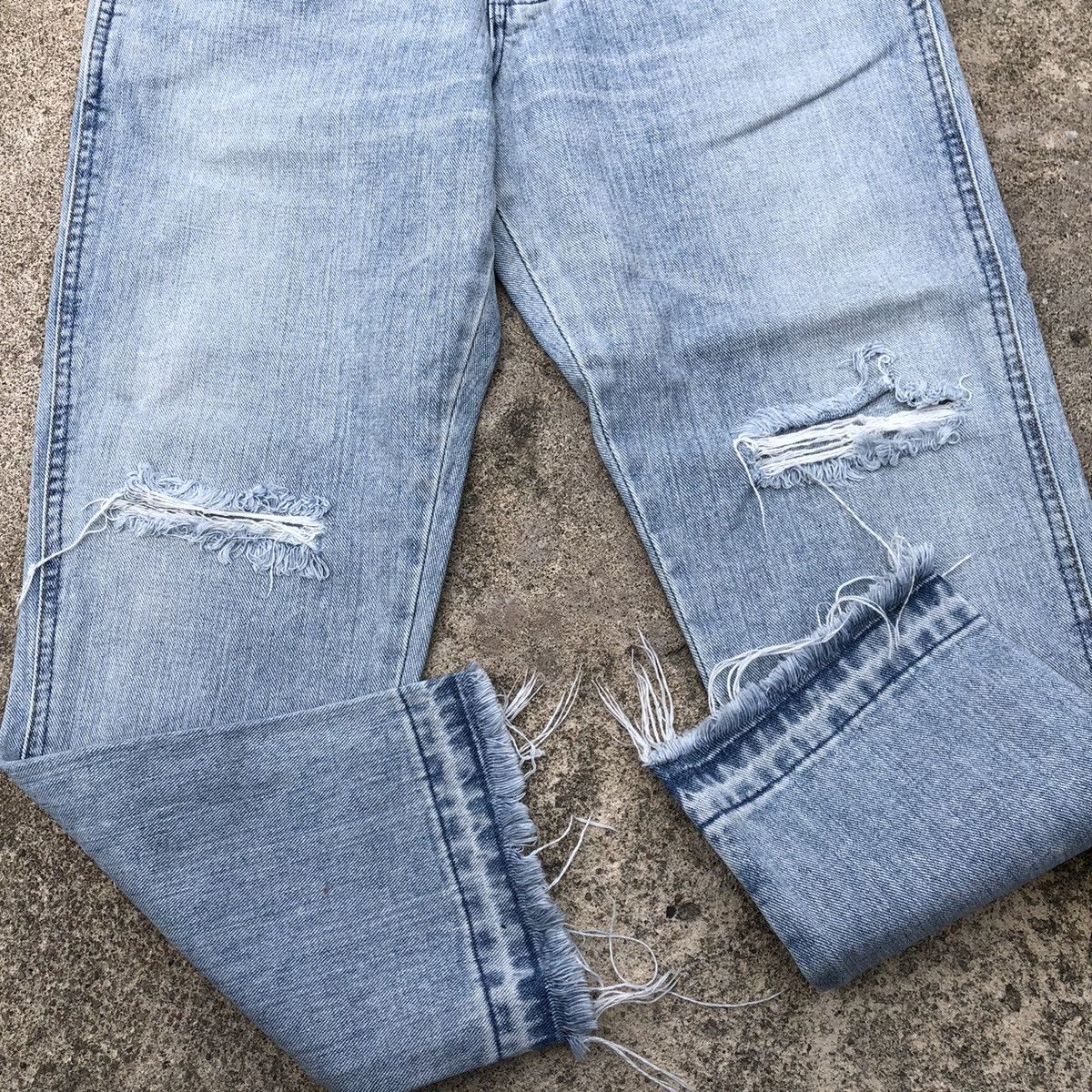 Japanese Brand × Wrangler 🔥Rare🔥Wrangler X Azul By Moussy Cropped Rips Distress Jeans Size US 30 / EU 46 - 7 Thumbnail