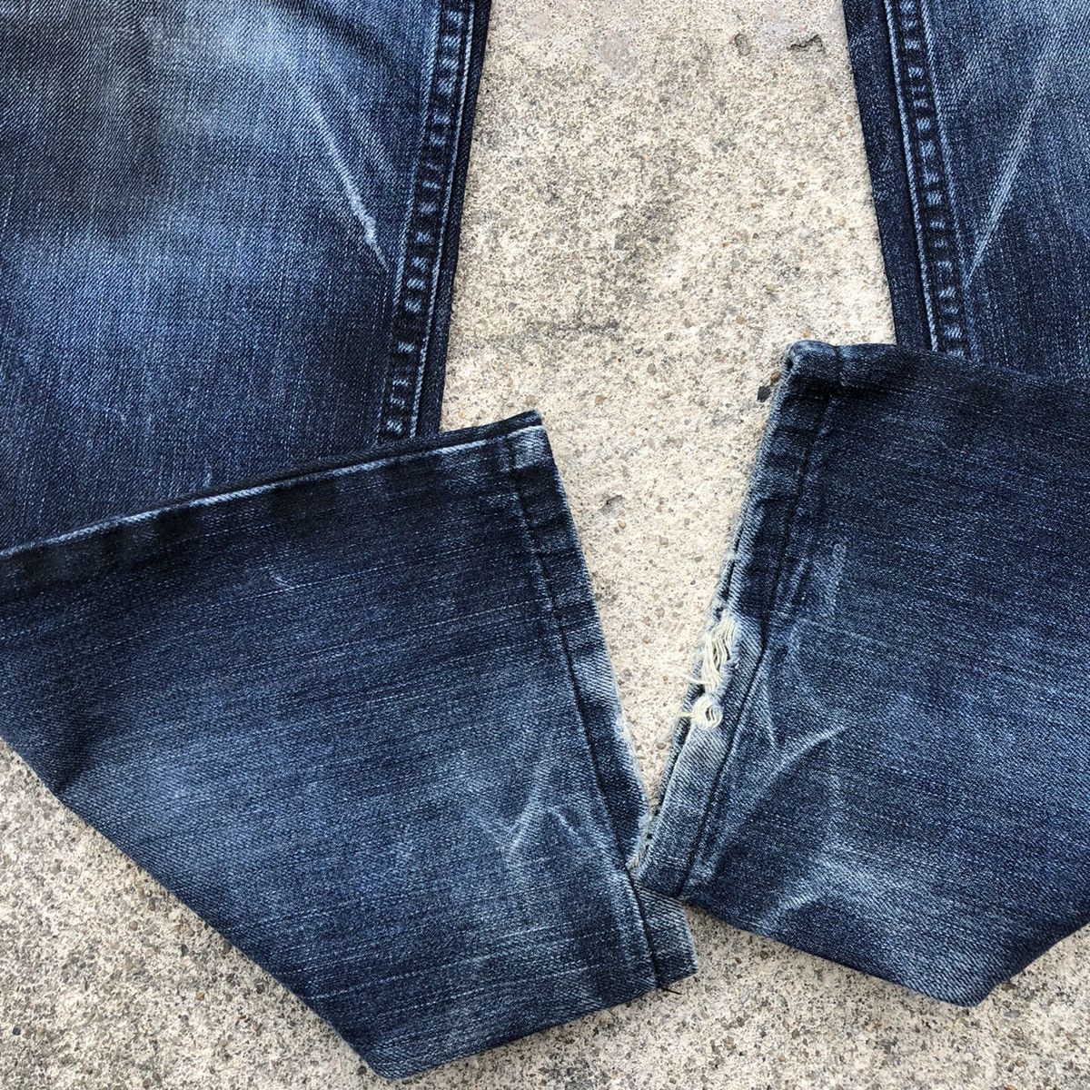 Levi's × Levi's Vintage Clothing 🔥Rare🔥Levis Lot 519 Stoned Wash Rips Distress Denim Jeans Size US 30 / EU 46 - 7 Thumbnail