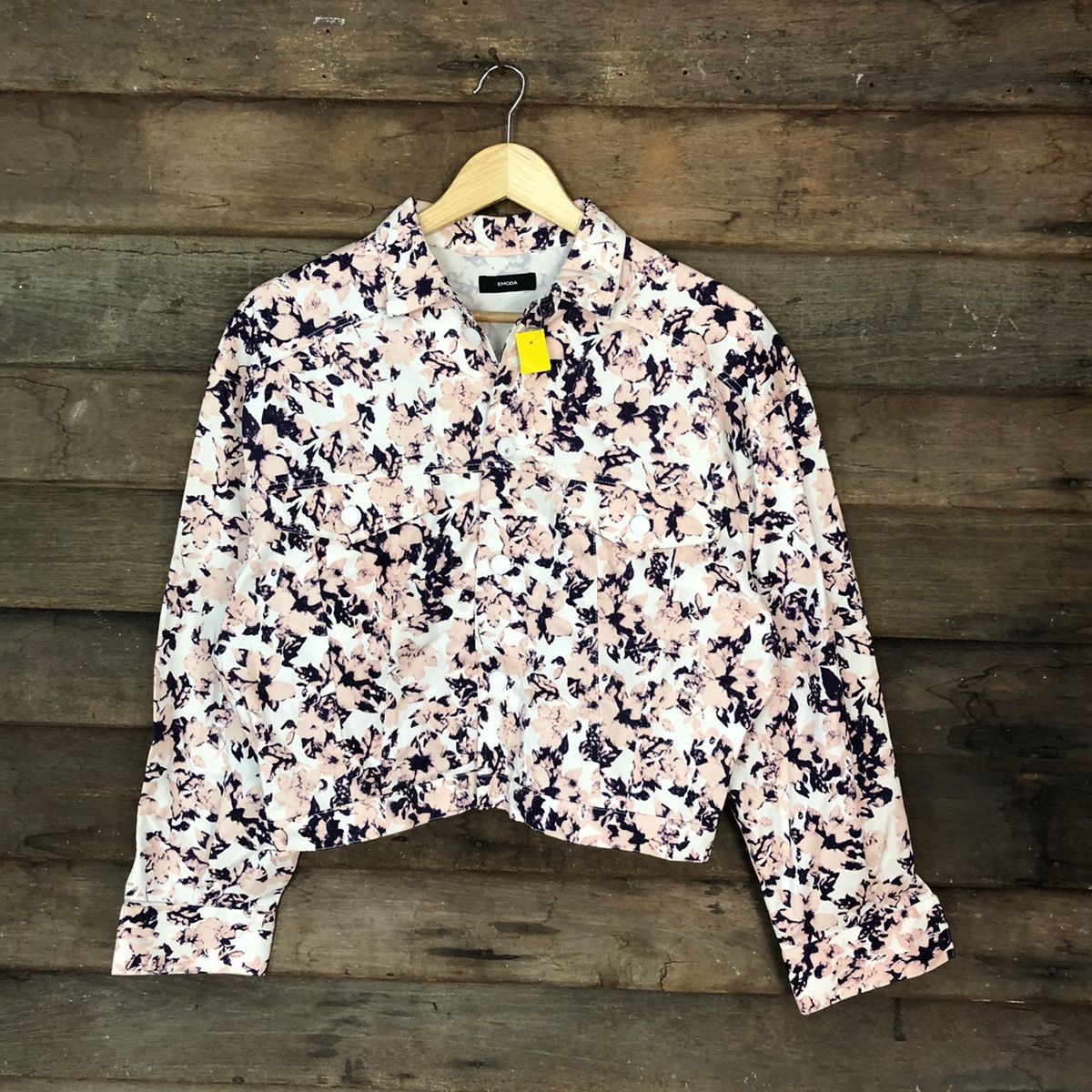 image of Art Emoda Fullprint Flower Peach Bleach Japan Shirt 3155 in Peach White, Women's (Size Medium)