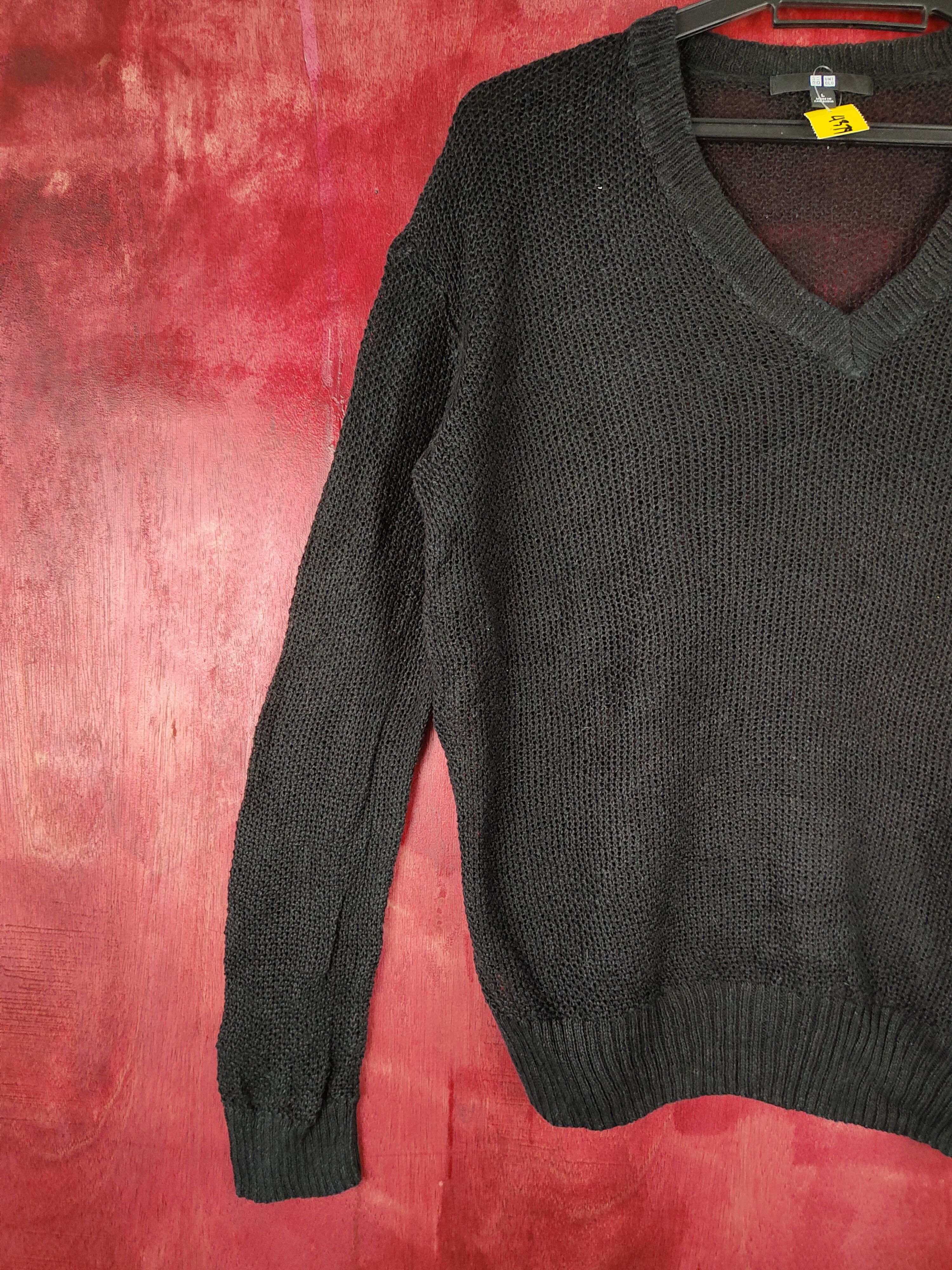 Japanese Brand × Uniqlo Uniqlo Black sweatshirt Knitwear #4379 Size US L / EU 52-54 / 3 - 3 Thumbnail