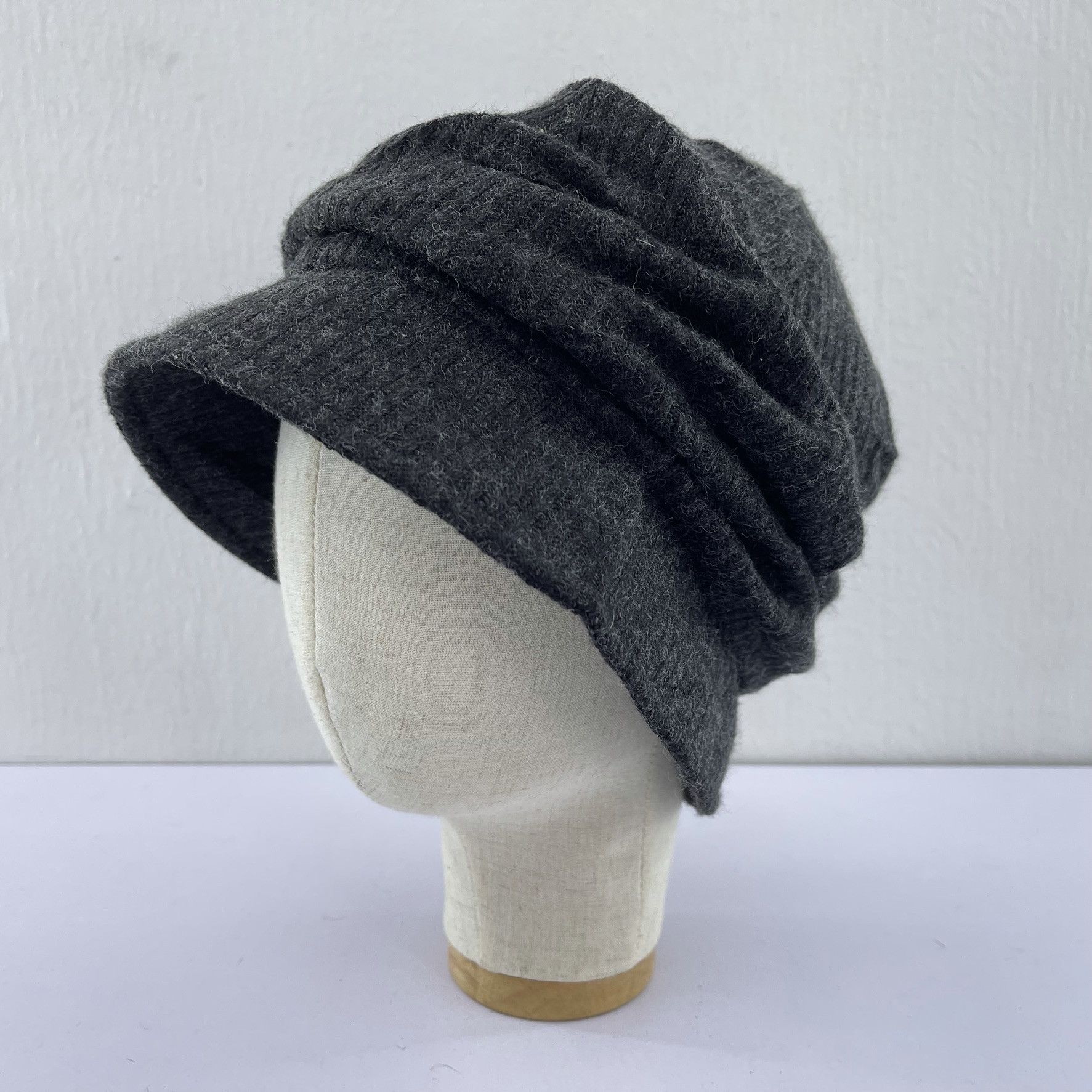 Vintage Loro Nice Design Hats-BH2253 Size ONE SIZE - 1 Thumbnail
