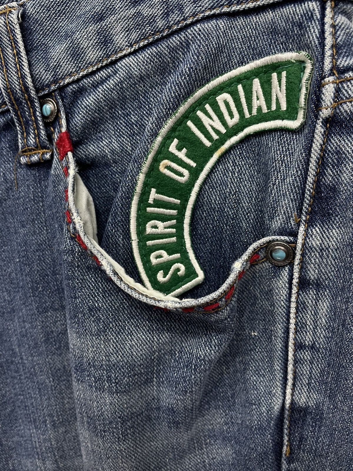 Native Vintage GERONIMO Apache Tribe History in a Pair of Jeans Size US 31 - 8 Thumbnail